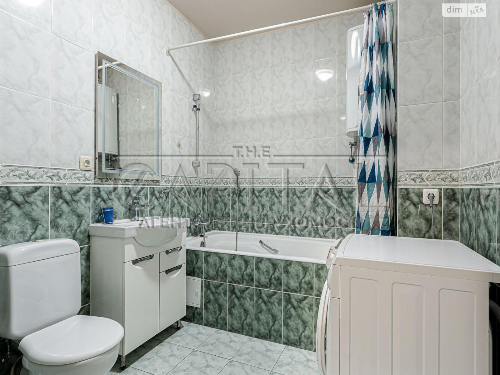 Продажа трехкомнатной квартиры в Киеве, на ул. Андрея Верхогляда 4, район Черная Гора фото 1