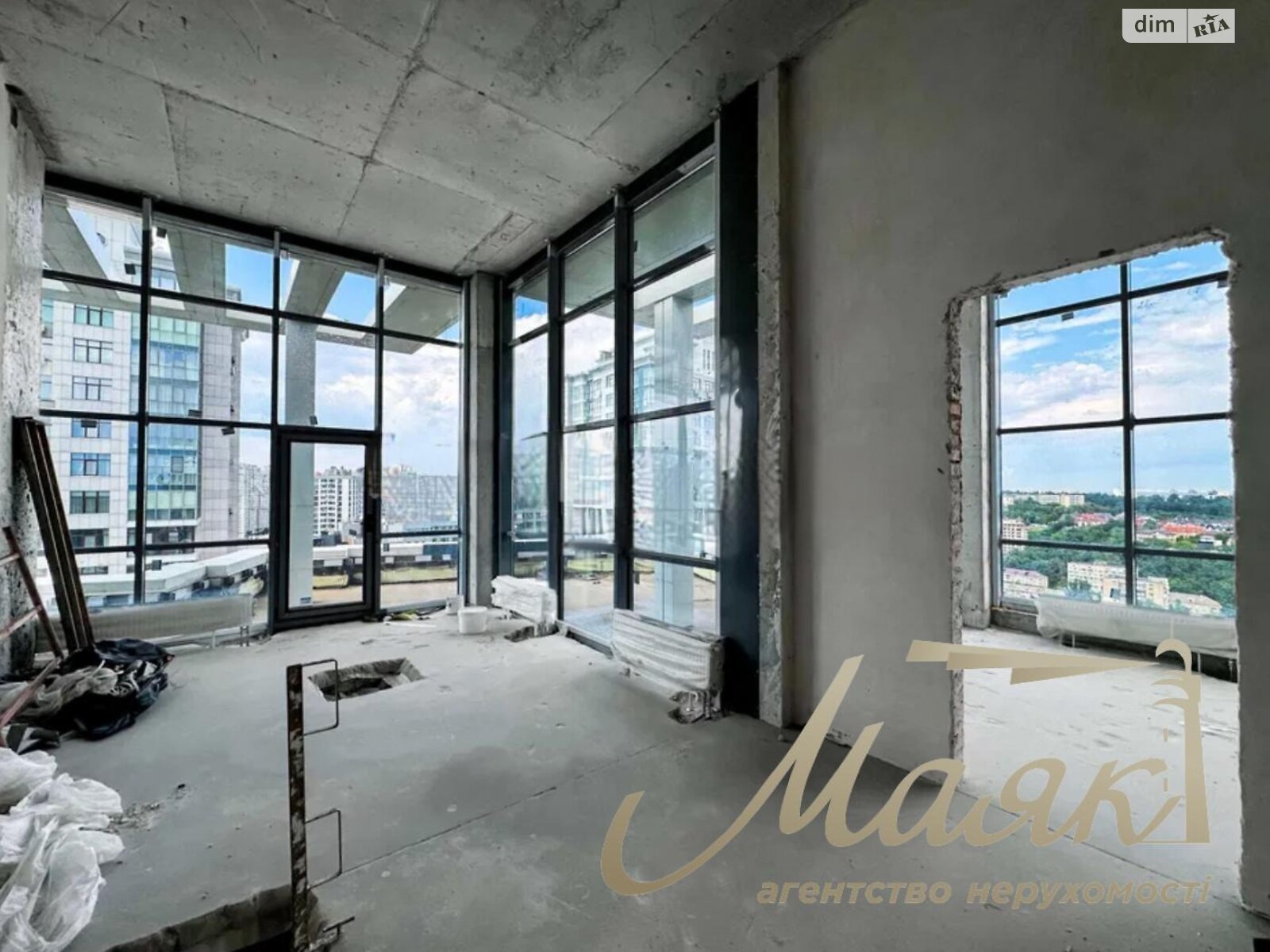 Продажа трехкомнатной квартиры в Киеве, на ул. Андрея Верхогляда 17Б, район Черная Гора фото 1 Продажа трехкомнатной квартиры в Киеве, на ул. Андрея Верхогляда 17Б, район Черная Гора фото 1