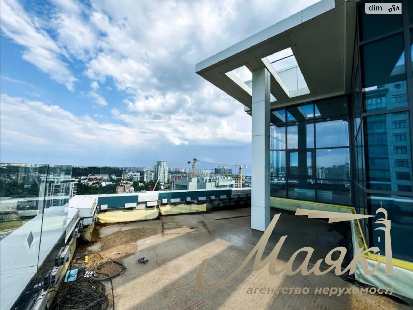 Продажа трехкомнатной квартиры в Киеве, на ул. Андрея Верхогляда 17Б, район Черная Гора фото 1 Продажа трехкомнатной квартиры в Киеве, на ул. Андрея Верхогляда 17Б, район Черная Гора фото 1