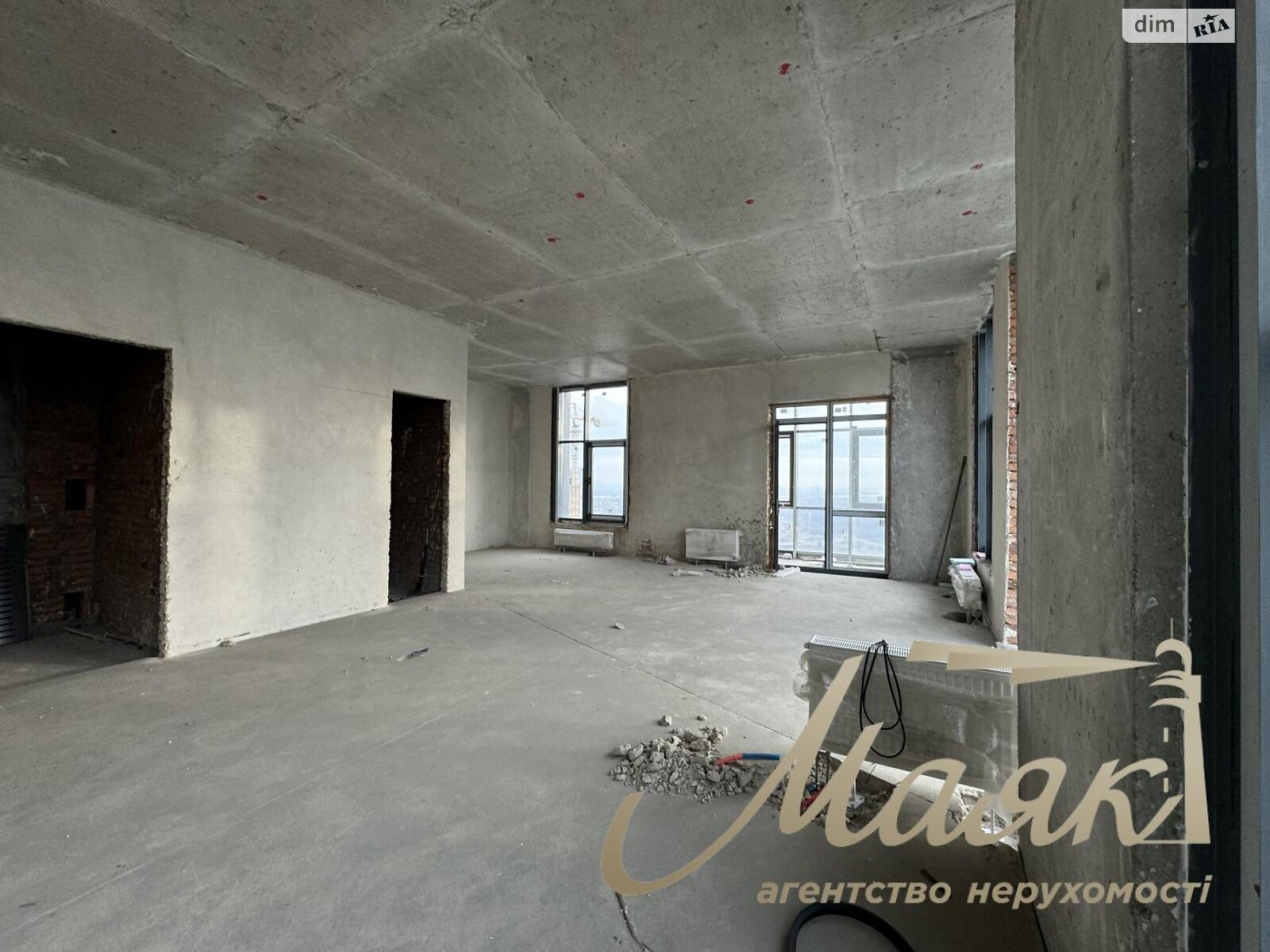 Продажа трехкомнатной квартиры в Киеве, на ул. Андрея Верхогляда 17Б, район Черная Гора фото 1 Продажа трехкомнатной квартиры в Киеве, на ул. Андрея Верхогляда 17Б, район Черная Гора фото 1