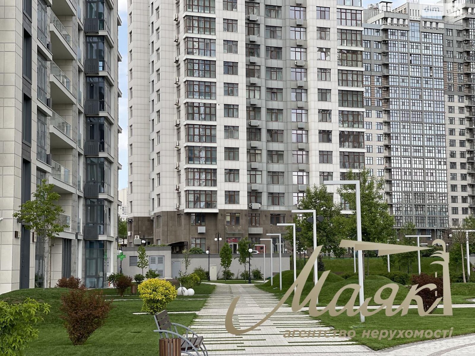 Продажа трехкомнатной квартиры в Киеве, на ул. Андрея Верхогляда 19А, район Черная Гора фото 1 Продажа трехкомнатной квартиры в Киеве, на ул. Андрея Верхогляда 19А, район Черная Гора фото 1