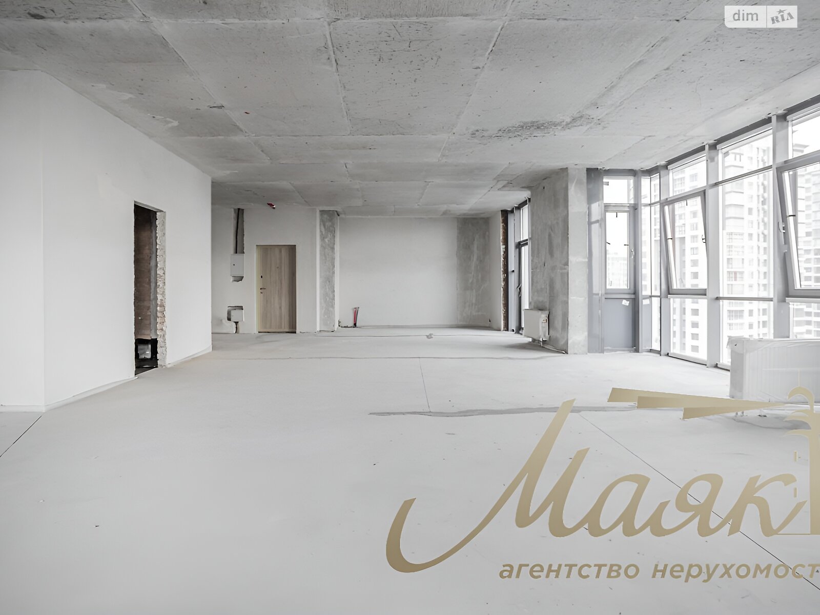 Продаж чотирикімнатної квартири в Києві, на вул. Андрія Верхогляда 19А, район Чорна Гора фото 1 Продаж чотирикімнатної квартири в Києві, на вул. Андрія Верхогляда 19А, район Чорна Гора фото 1