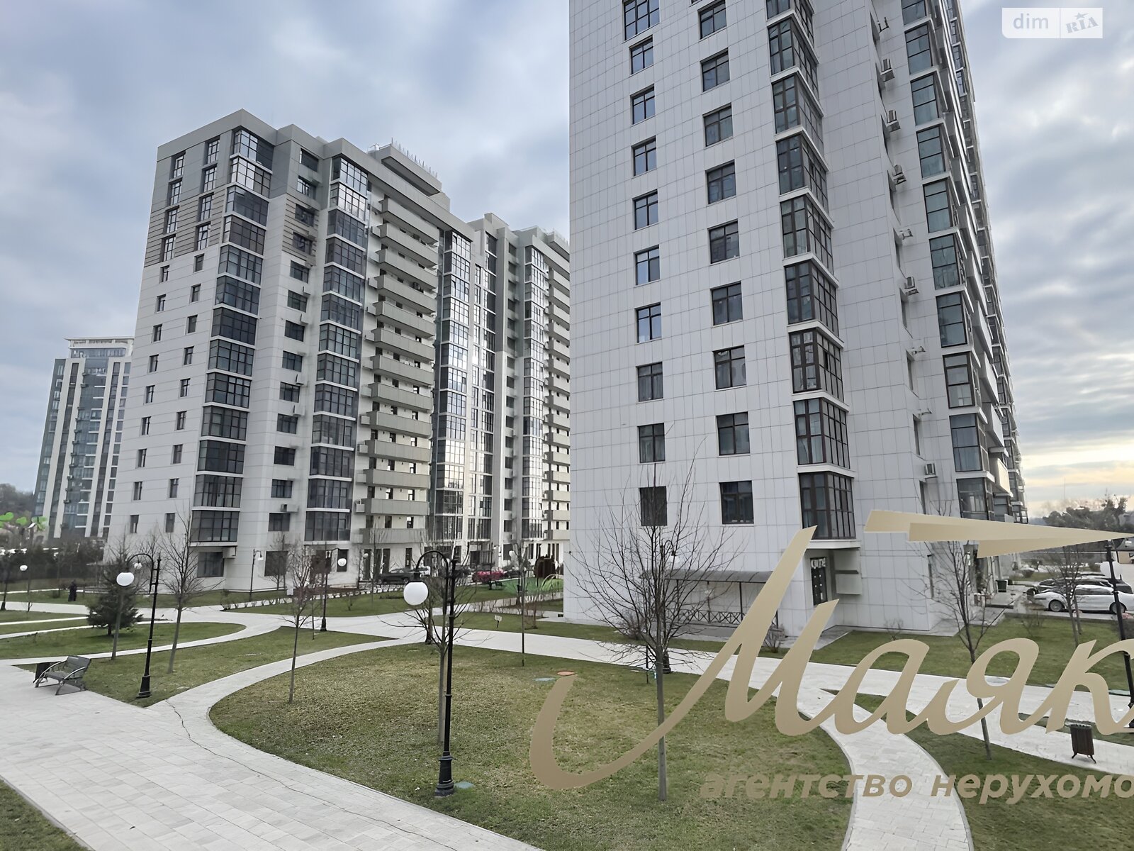 Продаж чотирикімнатної квартири в Києві, на вул. Андрія Верхогляда 19А, район Чорна Гора фото 1 Продаж чотирикімнатної квартири в Києві, на вул. Андрія Верхогляда 19А, район Чорна Гора фото 1