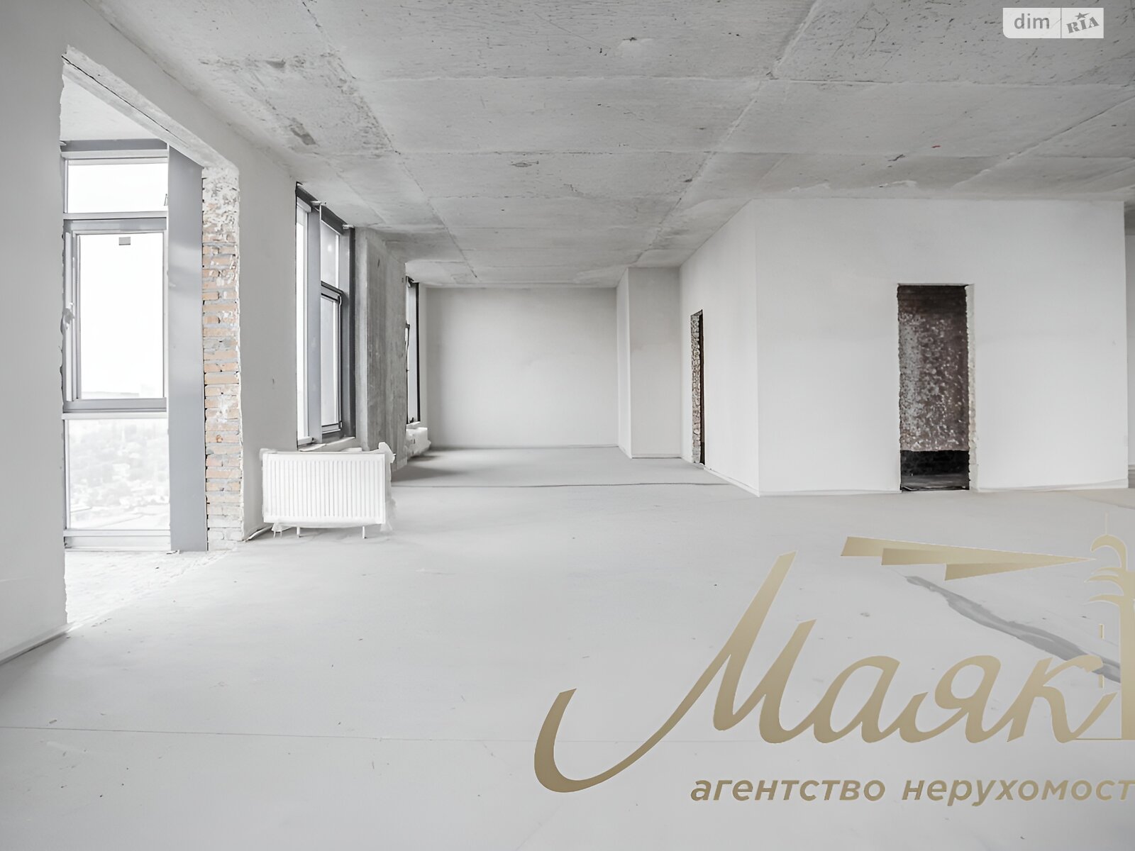 Продажа шестикомнатной квартиры в Киеве, на ул. Андрея Верхогляда 19А, район Черная Гора фото 1 Продажа шестикомнатной квартиры в Киеве, на ул. Андрея Верхогляда 19А, район Черная Гора фото 1