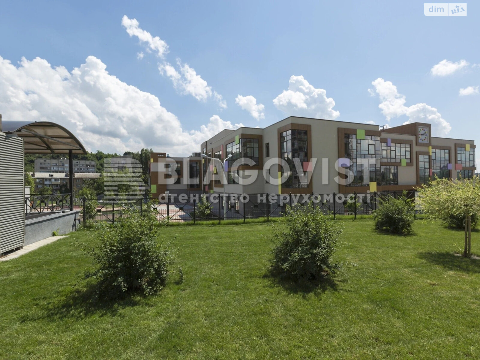 Продажа четырехкомнатной квартиры в Киеве, на ул. Андрея Верхогляда 14, район Черная Гора фото 1 Продажа четырехкомнатной квартиры в Киеве, на ул. Андрея Верхогляда 14, район Черная Гора фото 1