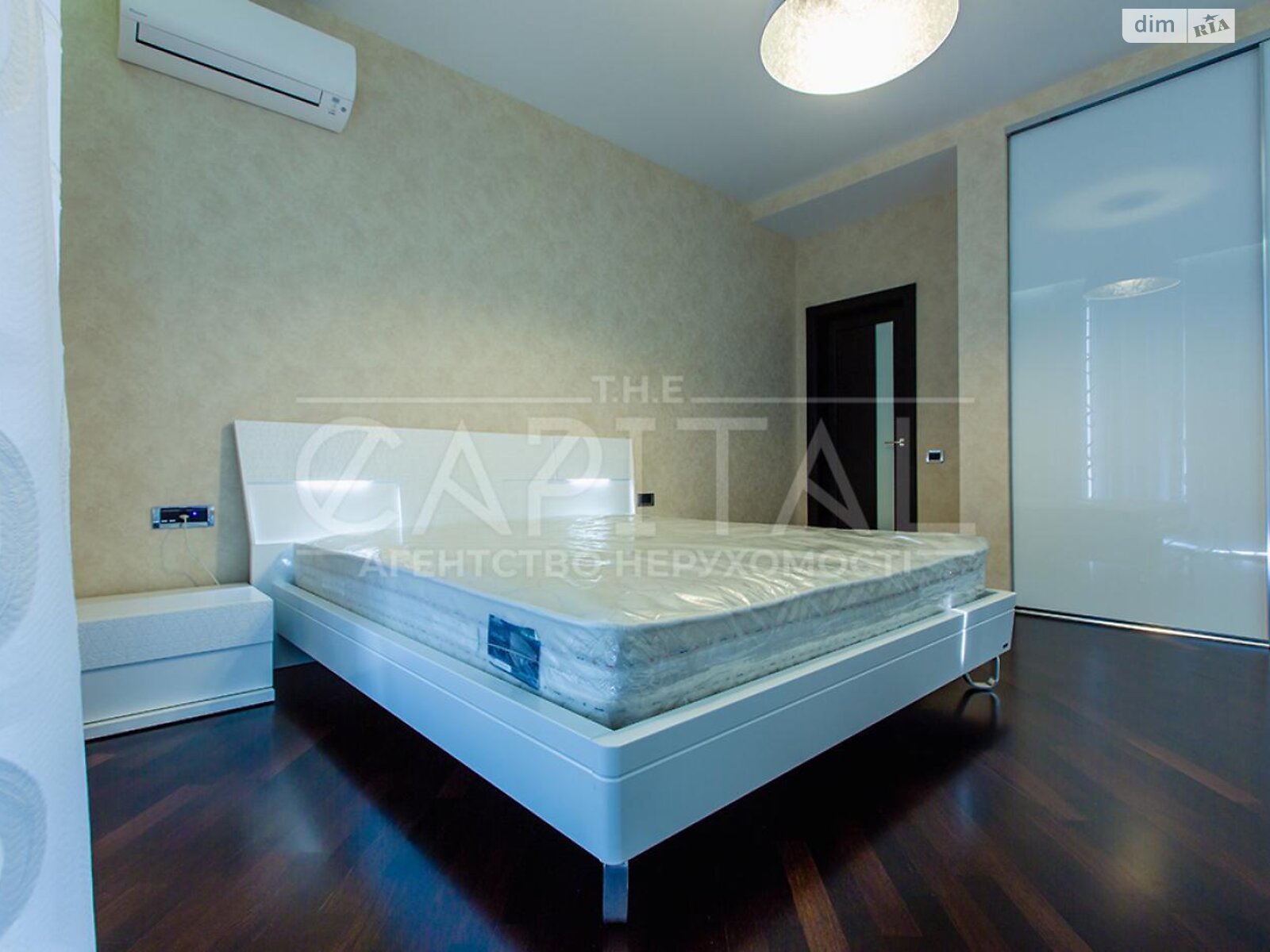 Продаж двокімнатної квартири в Києві, на вул. Андрія Верхогляда 9, район Чорна Гора фото 1 Продаж двокімнатної квартири в Києві, на вул. Андрія Верхогляда 9, район Чорна Гора фото 1