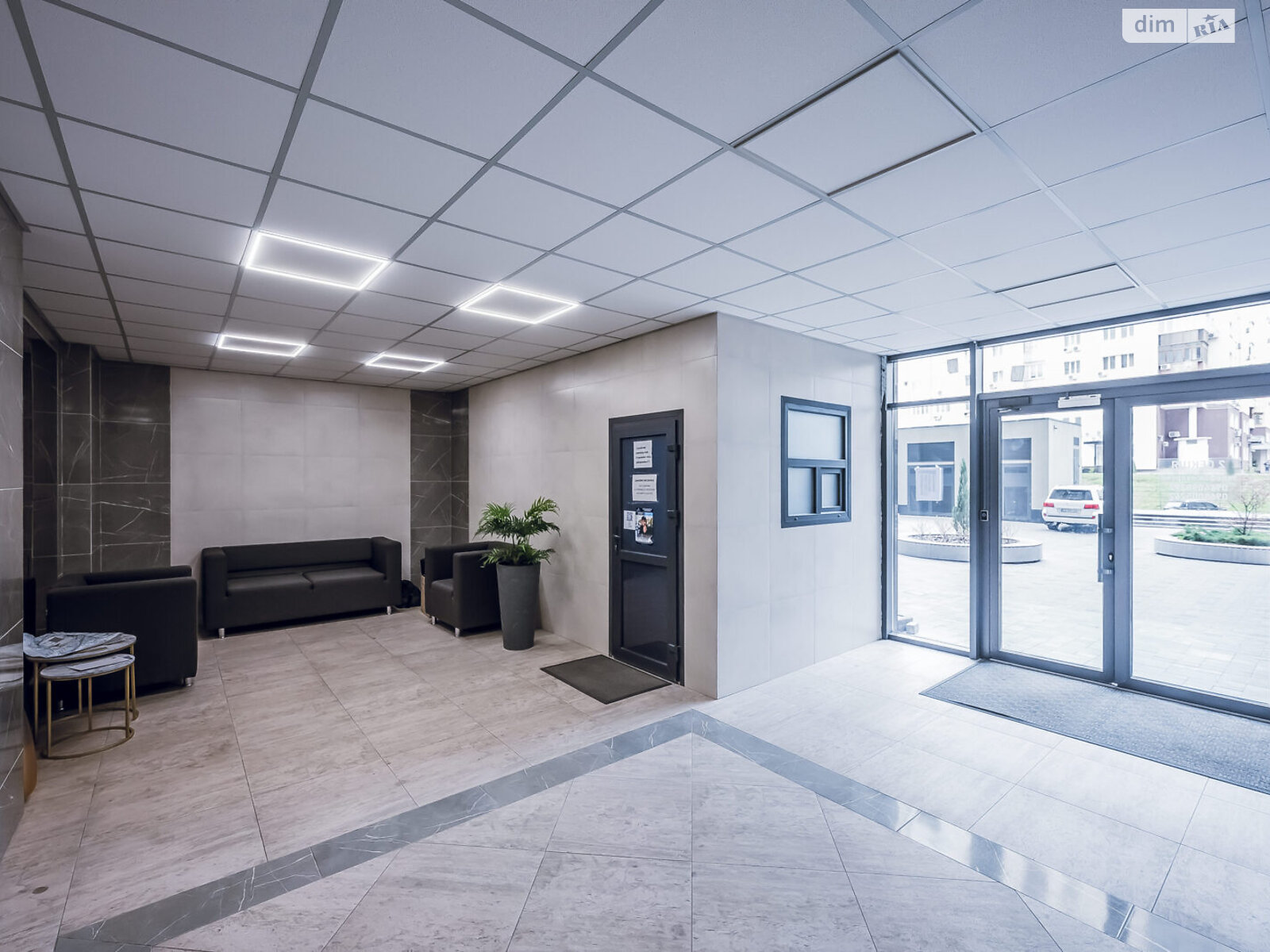 Продаж трикімнатної квартири в Києві, на вул. Андрія Верхогляда 14А, район Чорна Гора фото 1 Продаж трикімнатної квартири в Києві, на вул. Андрія Верхогляда 14А, район Чорна Гора фото 1