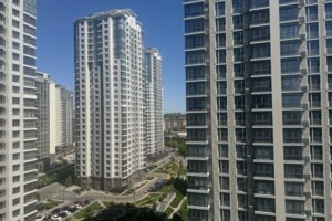 Продажа трехкомнатной квартиры в Киеве, на ул. Андрея Верхогляда 19А, кв. 81, район Печерский фото 2