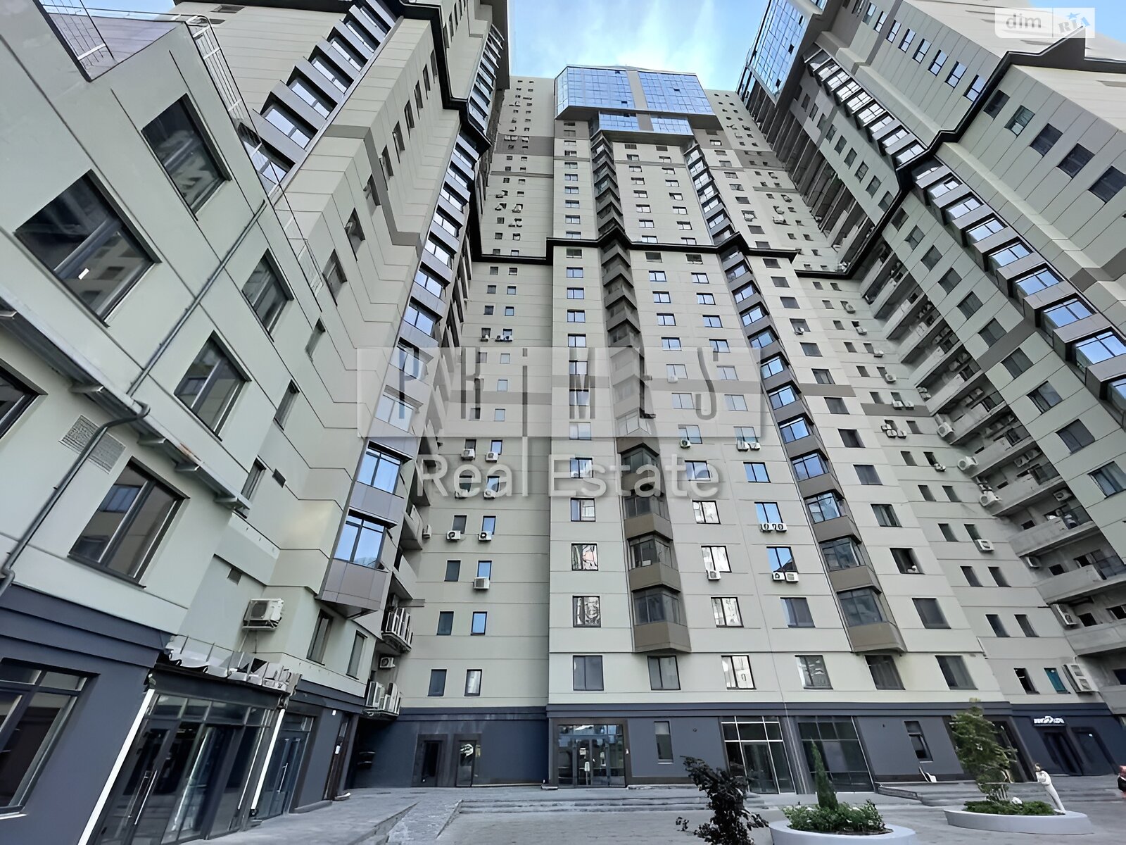 Продаж трикімнатної квартири в Києві, на вул. Андрія Верхогляда 14А, район Чорна Гора фото 1 Продаж трикімнатної квартири в Києві, на вул. Андрія Верхогляда 14А, район Чорна Гора фото 1
