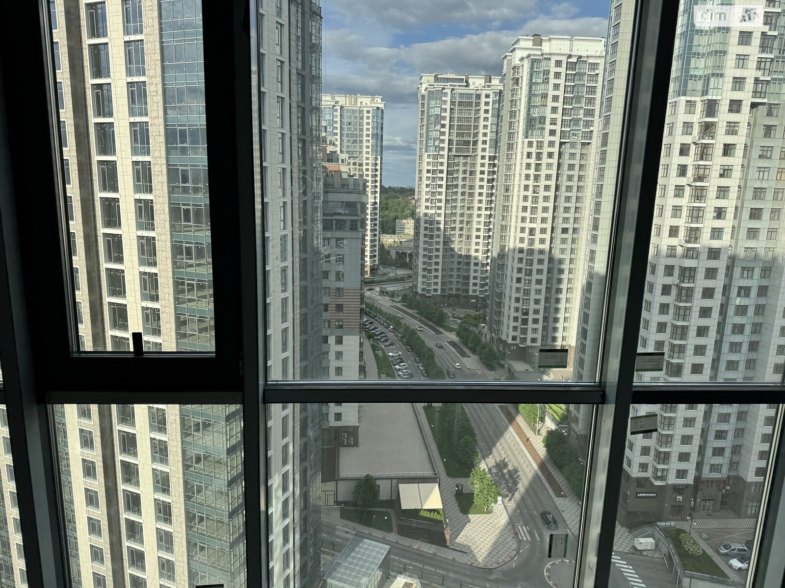 Продажа двухкомнатной квартиры в Киеве, на ул. Андрея Верхогляда 17, район Черная Гора фото 1 Продажа двухкомнатной квартиры в Киеве, на ул. Андрея Верхогляда 17, район Черная Гора фото 1
