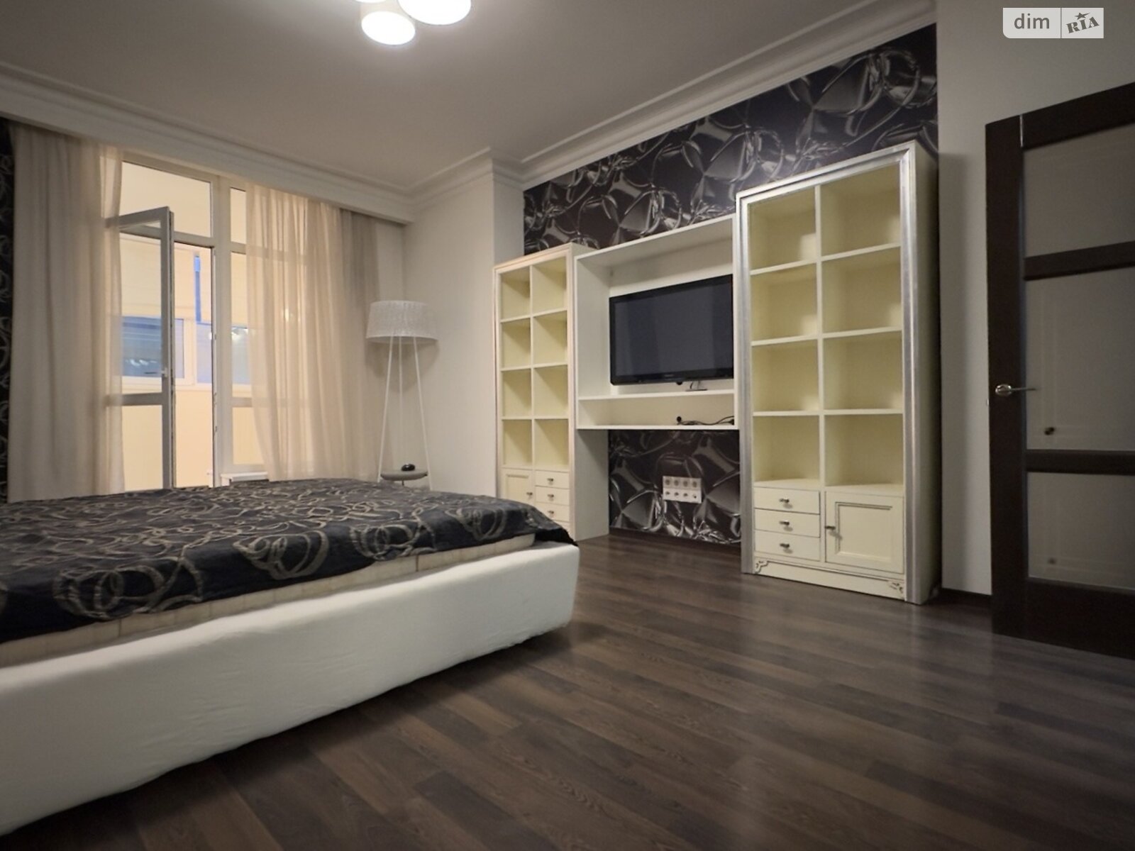 Продаж трикімнатної квартири в Києві, на вул. Андрія Верхогляда 14, кв. 10, район Чорна Гора фото 1 Продаж трикімнатної квартири в Києві, на вул. Андрія Верхогляда 14, кв. 10, район Чорна Гора фото 1