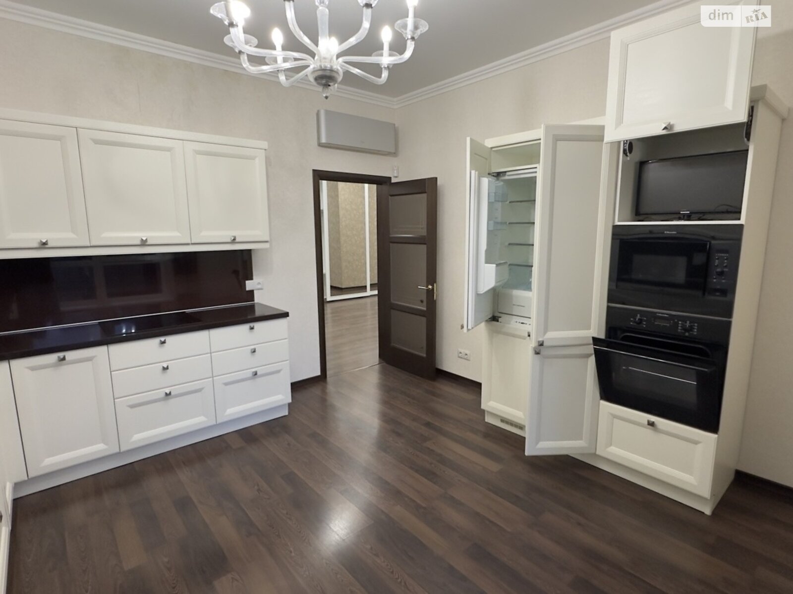 Продаж трикімнатної квартири в Києві, на вул. Андрія Верхогляда 14, кв. 10, район Чорна Гора фото 1 Продаж трикімнатної квартири в Києві, на вул. Андрія Верхогляда 14, кв. 10, район Чорна Гора фото 1