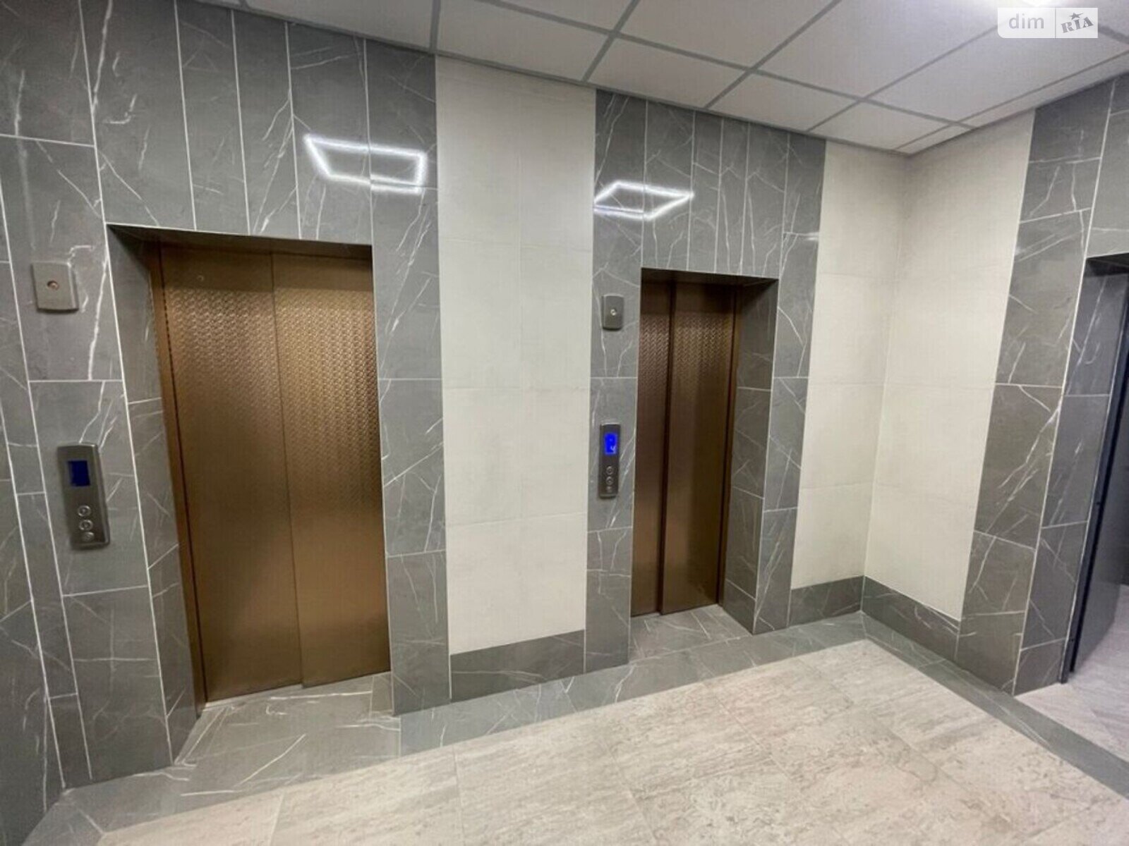 Продаж трикімнатної квартири в Києві, на вул. Андрія Верхогляда 14А, район Чорна Гора фото 1 Продаж трикімнатної квартири в Києві, на вул. Андрія Верхогляда 14А, район Чорна Гора фото 1