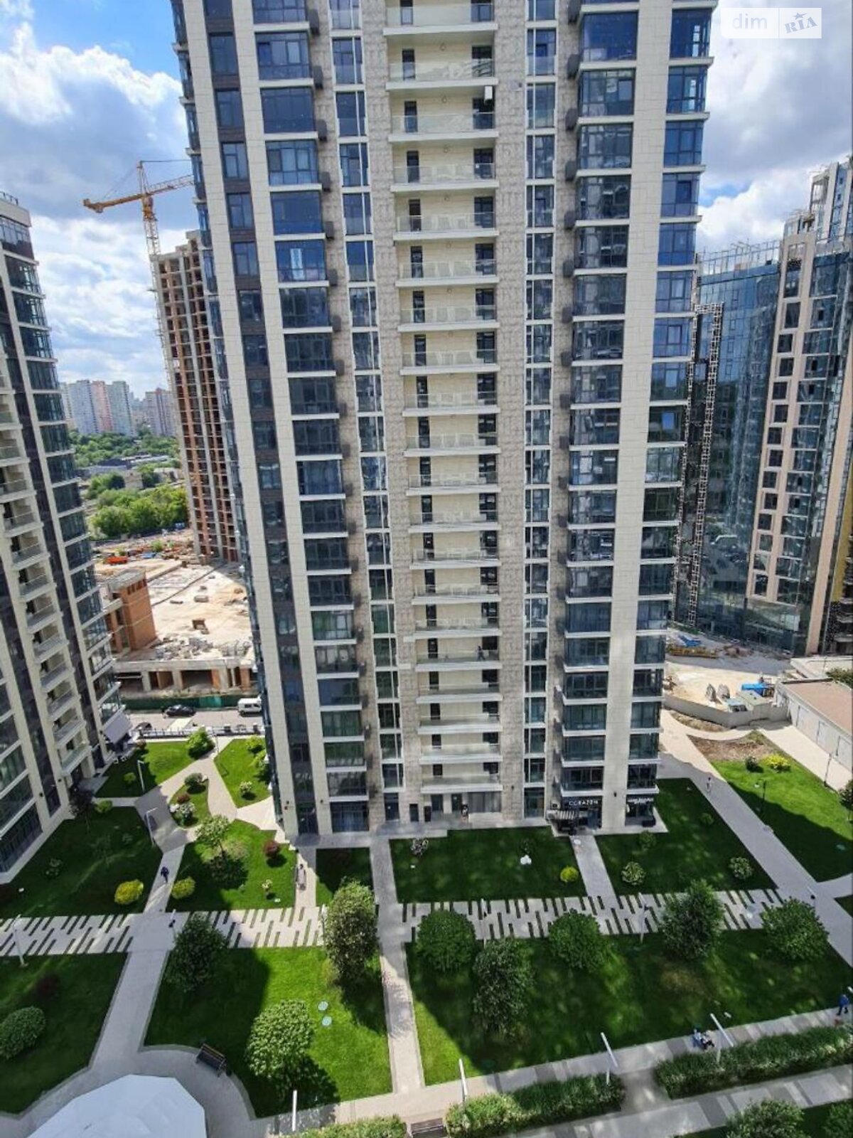 Продаж чотирикімнатної квартири в Києві, на вул. Андрія Верхогляда 17Б, район Чорна Гора фото 1