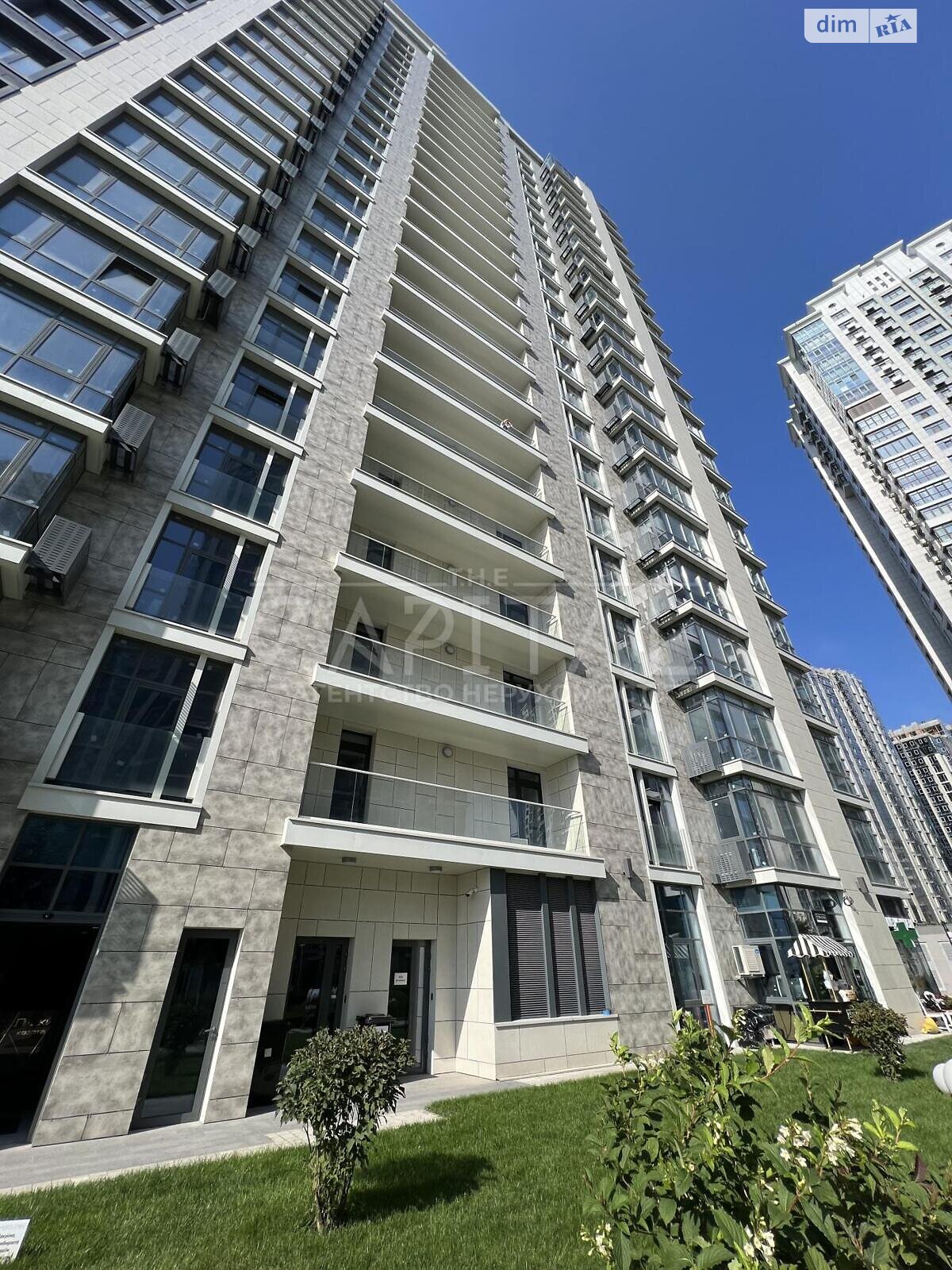 Продаж трикімнатної квартири в Києві, на вул. Андрія Верхогляда 19А, район Печерський фото 1 Продаж трикімнатної квартири в Києві, на вул. Андрія Верхогляда 19А, район Печерський фото 1