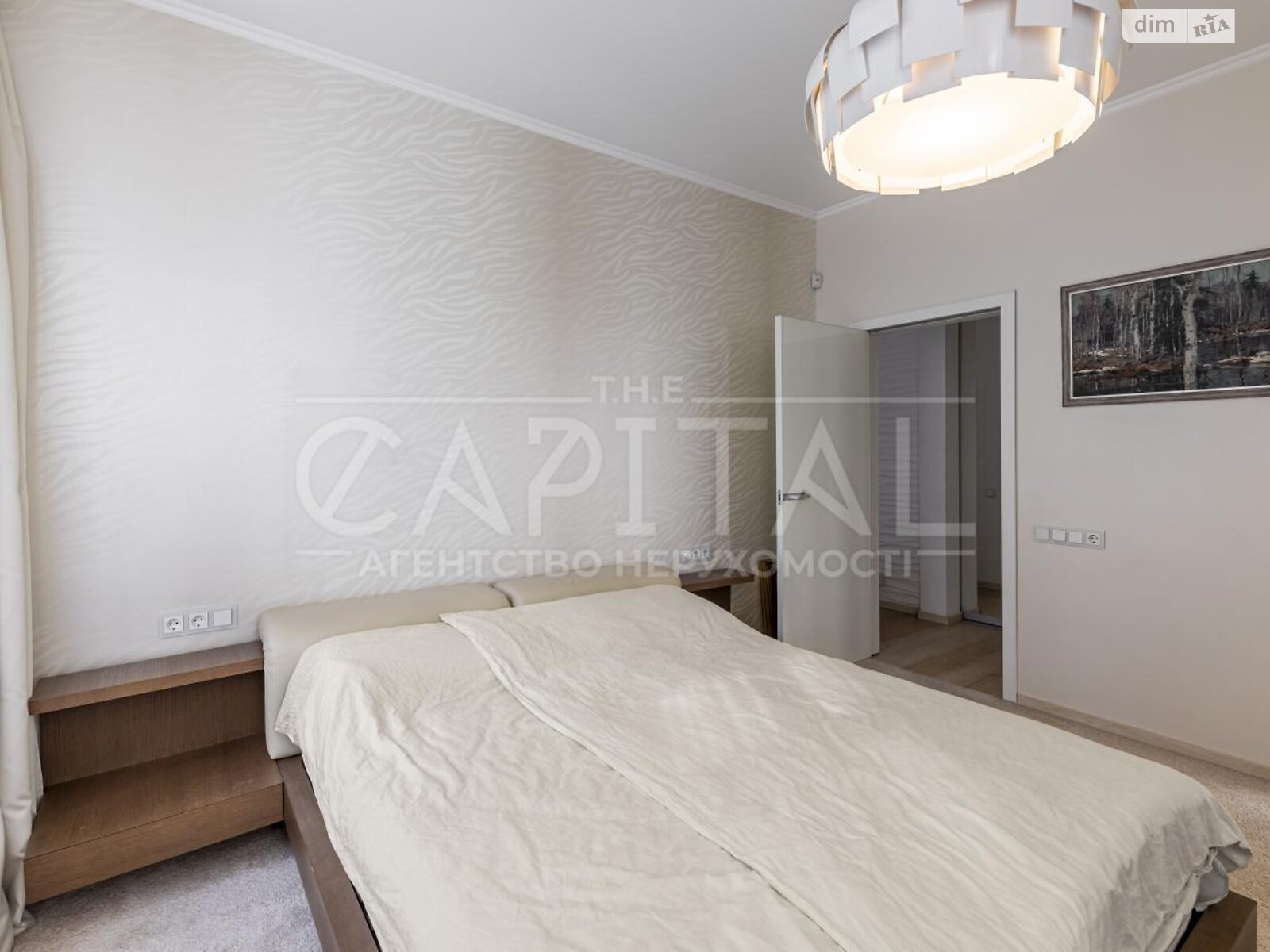 Продаж однокімнатної квартири в Києві, на вул. Андрія Верхогляда 16Б, район Печерський фото 1