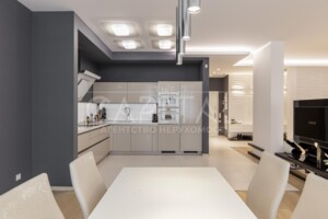 Продаж однокімнатної квартири в Києві, на вул. Андрія Верхогляда 16Б, район Печерський фото 2