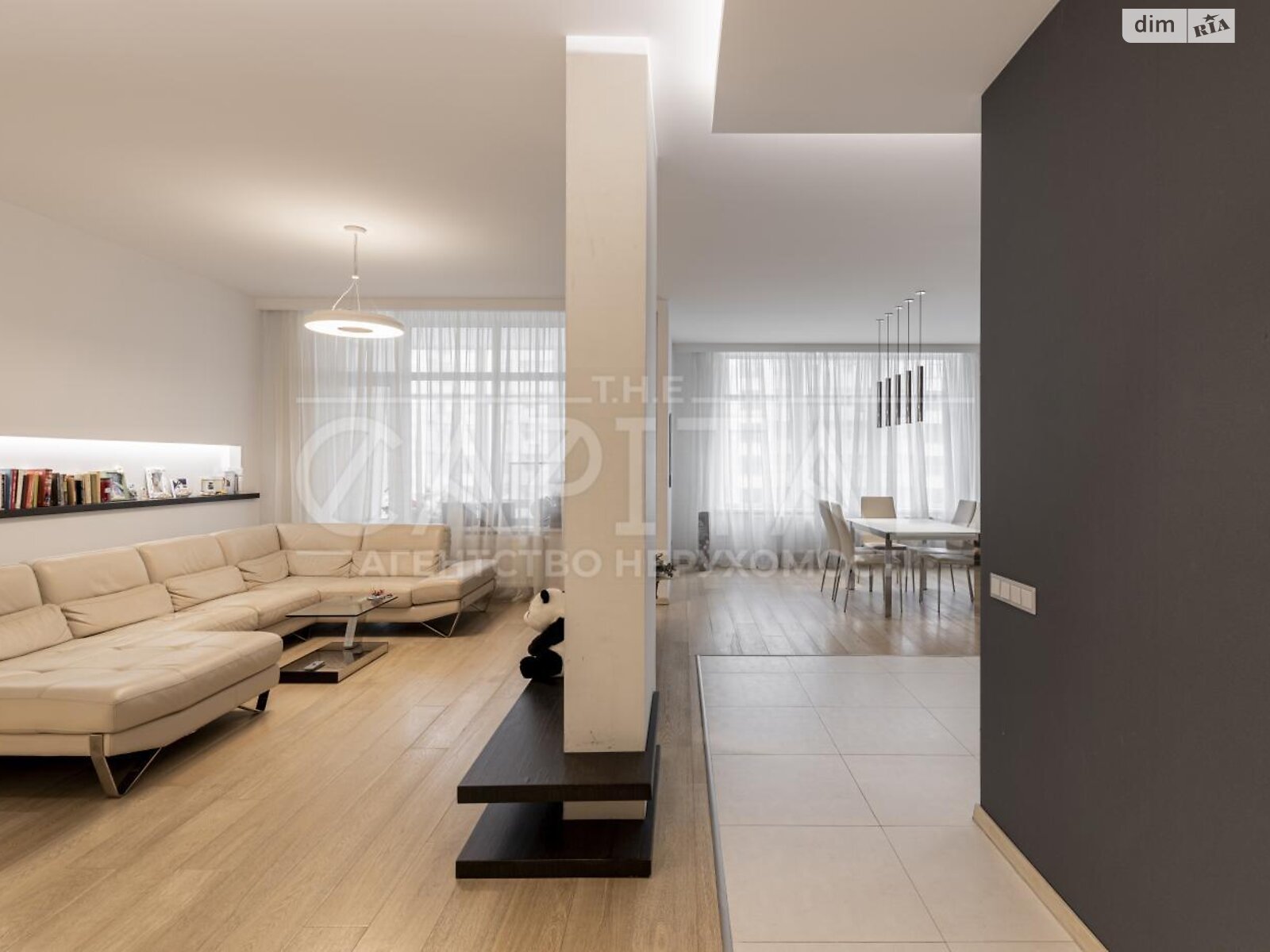 Продаж однокімнатної квартири в Києві, на вул. Андрія Верхогляда 16Б, район Печерський фото 1