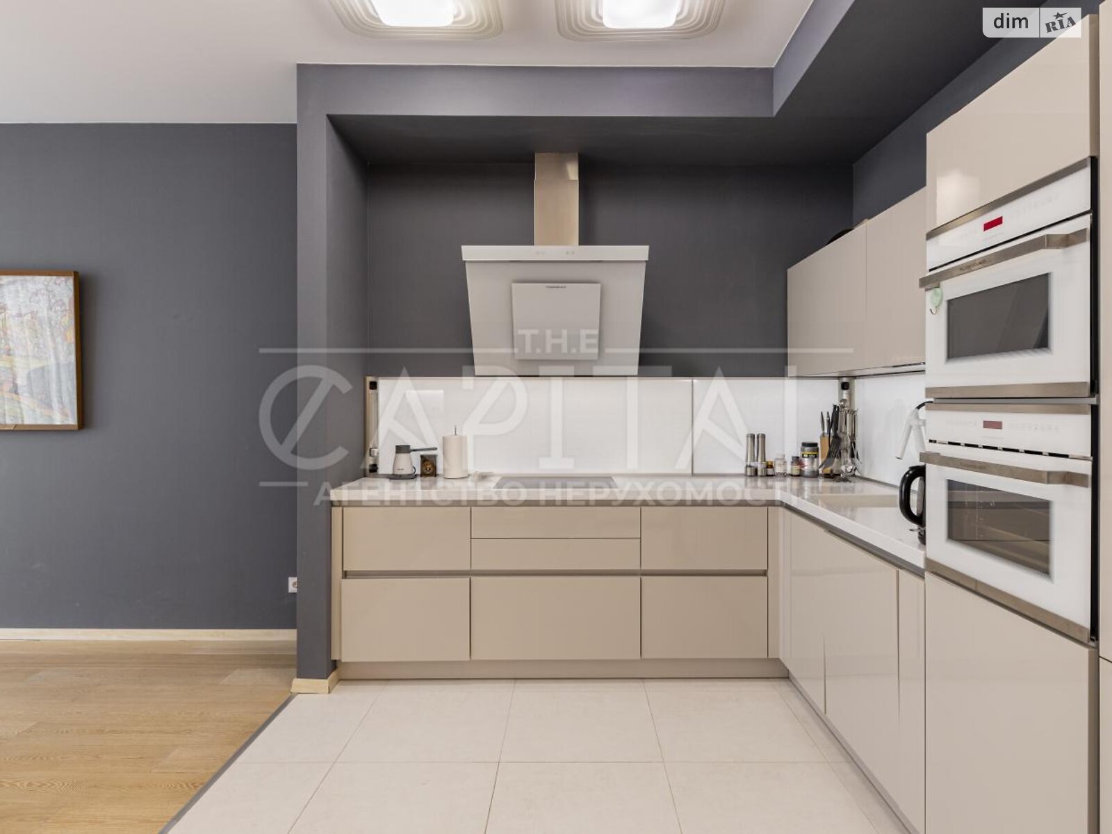 Продаж однокімнатної квартири в Києві, на вул. Андрія Верхогляда 16Б, район Печерський фото 1