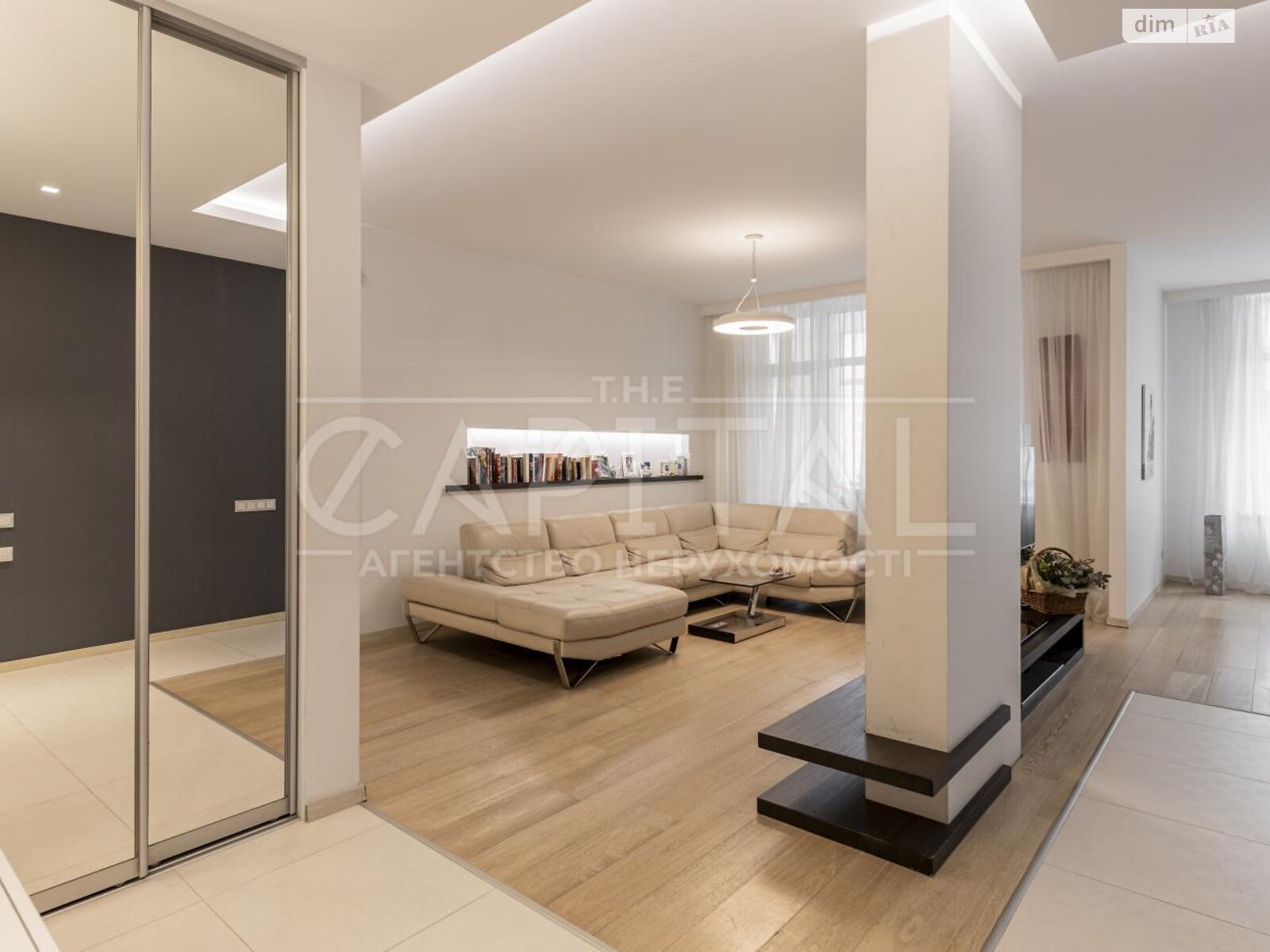 Продаж однокімнатної квартири в Києві, на вул. Андрія Верхогляда 16Б, район Печерський фото 1