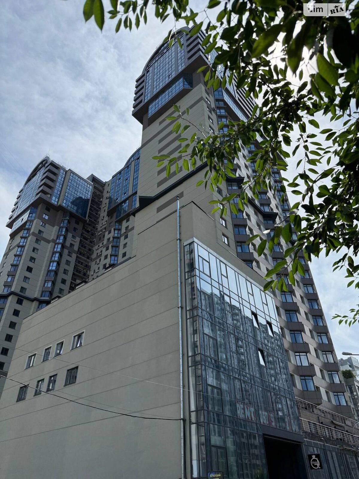 Продаж трикімнатної квартири в Києві, на вул. Андрія Верхогляда 14А, район Чорна Гора фото 1 Продаж трикімнатної квартири в Києві, на вул. Андрія Верхогляда 14А, район Чорна Гора фото 1