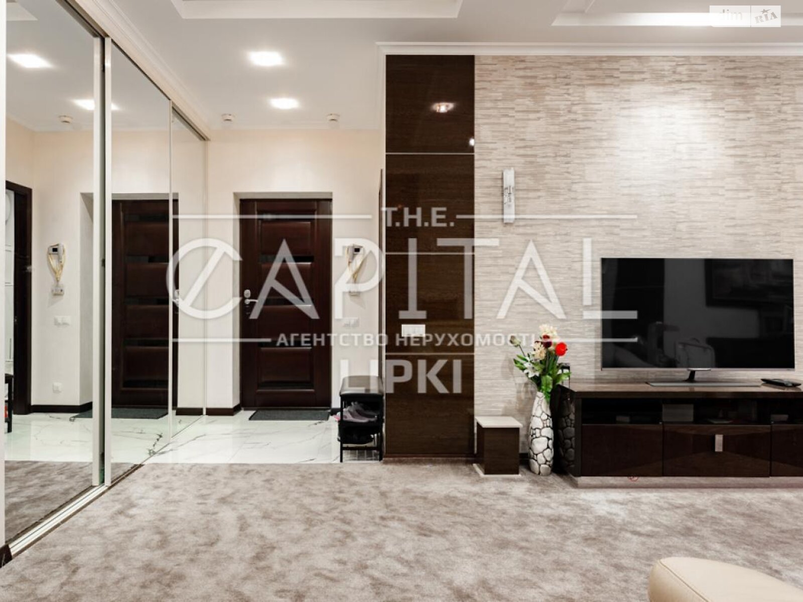 Продаж чотирикімнатної квартири в Києві, на вул. Андрія Верхогляда 20, район Чорна Гора фото 1 Продаж чотирикімнатної квартири в Києві, на вул. Андрія Верхогляда 20, район Чорна Гора фото 1