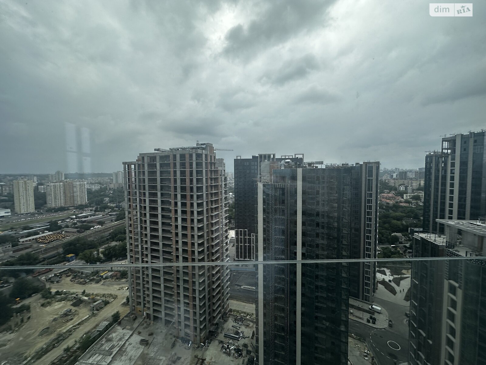 Продаж чотирикімнатної квартири в Києві, на вул. Андрія Верхогляда 19А, район Печерський фото 1 Продаж чотирикімнатної квартири в Києві, на вул. Андрія Верхогляда 19А, район Печерський фото 1