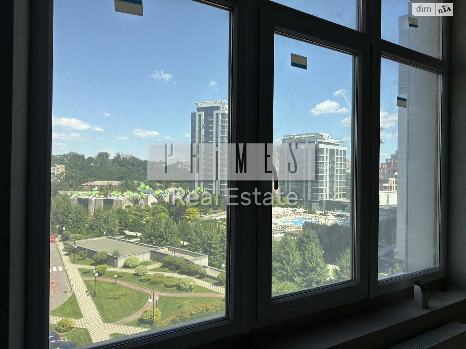 Продаж чотирикімнатної квартири в Києві, на вул. Андрія Верхогляда 15, район Чорна Гора фото 1
