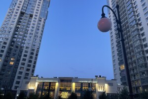 Продажа четырехкомнатной квартиры в Киеве, на ул. Андрея Верхогляда 14, район Черная Гора фото 2