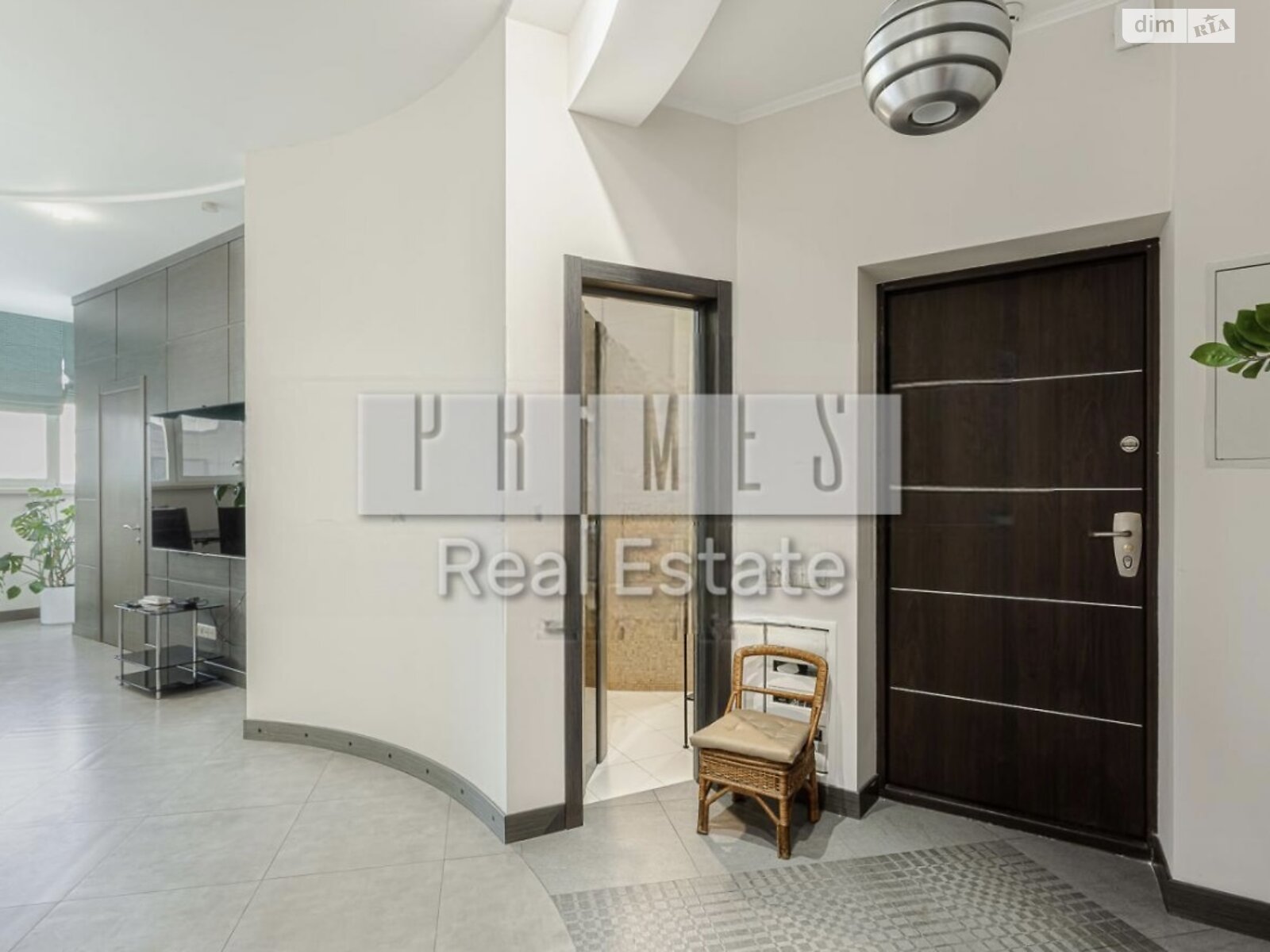 Продажа четырехкомнатной квартиры в Киеве, на ул. Андрея Верхогляда 14, район Черная Гора фото 1 Продажа четырехкомнатной квартиры в Киеве, на ул. Андрея Верхогляда 14, район Черная Гора фото 1