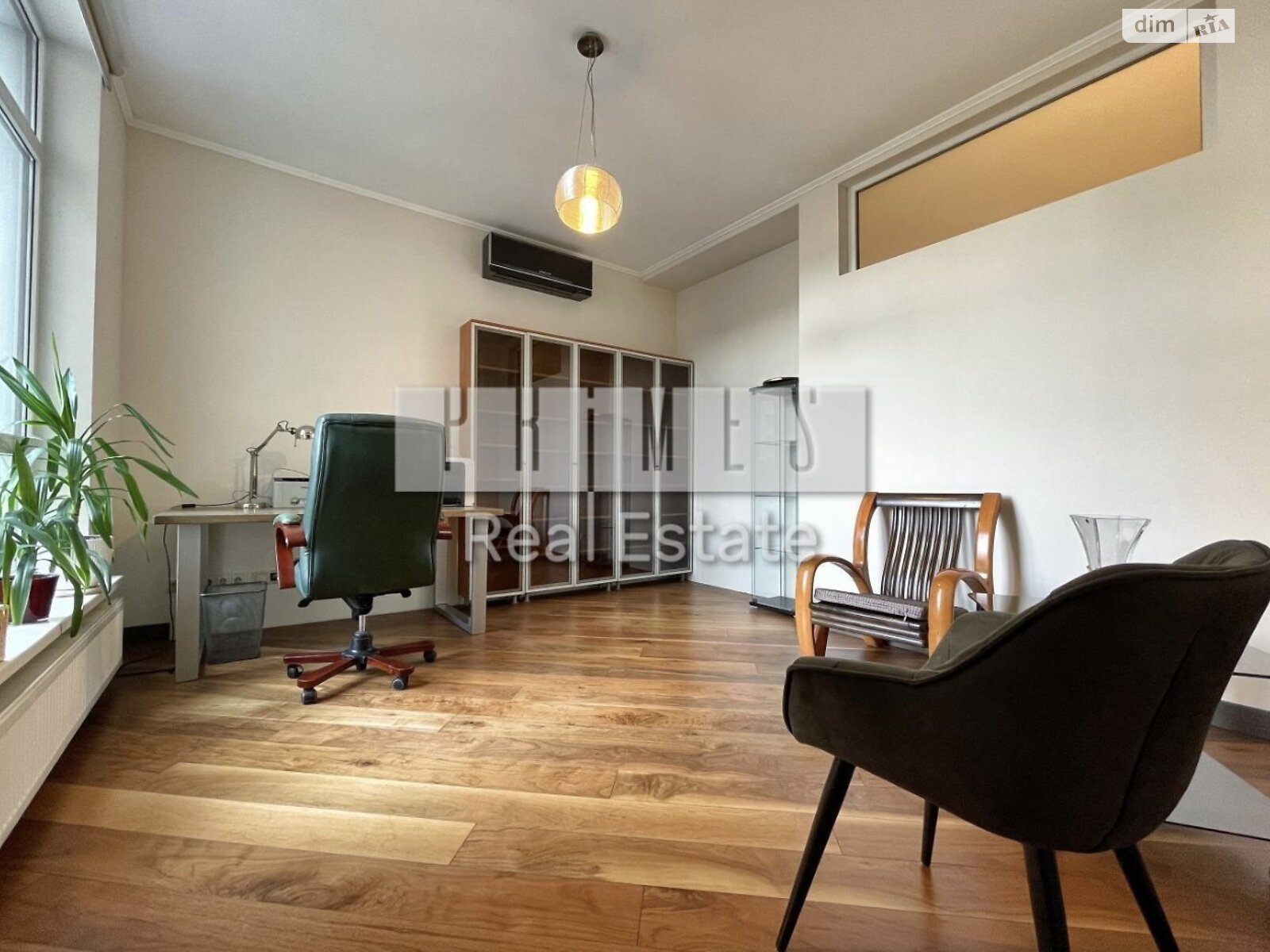 Продажа четырехкомнатной квартиры в Киеве, на ул. Андрея Верхогляда 14, район Черная Гора фото 1 Продажа четырехкомнатной квартиры в Киеве, на ул. Андрея Верхогляда 14, район Черная Гора фото 1