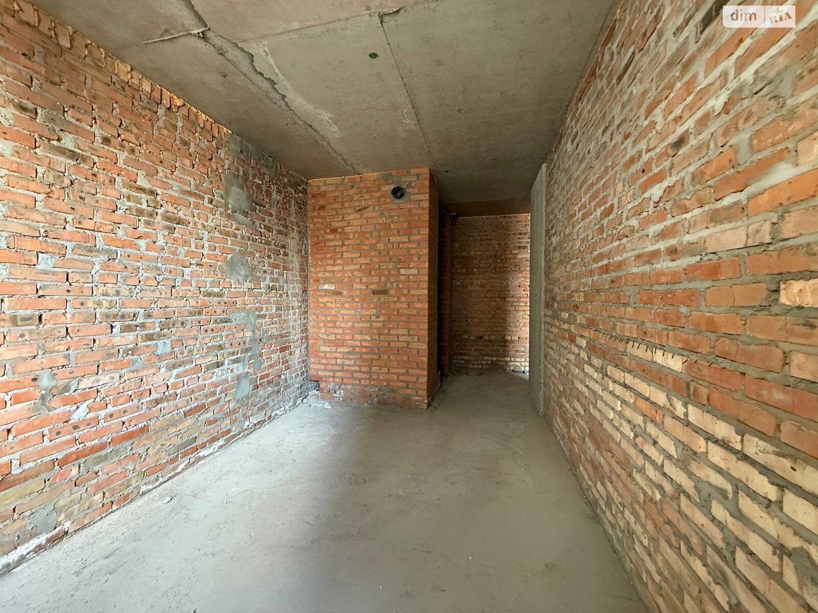 Продаж однокімнатної квартири в Києві, на вул. Андрія Верхогляда 14А, район Чорна Гора фото 1