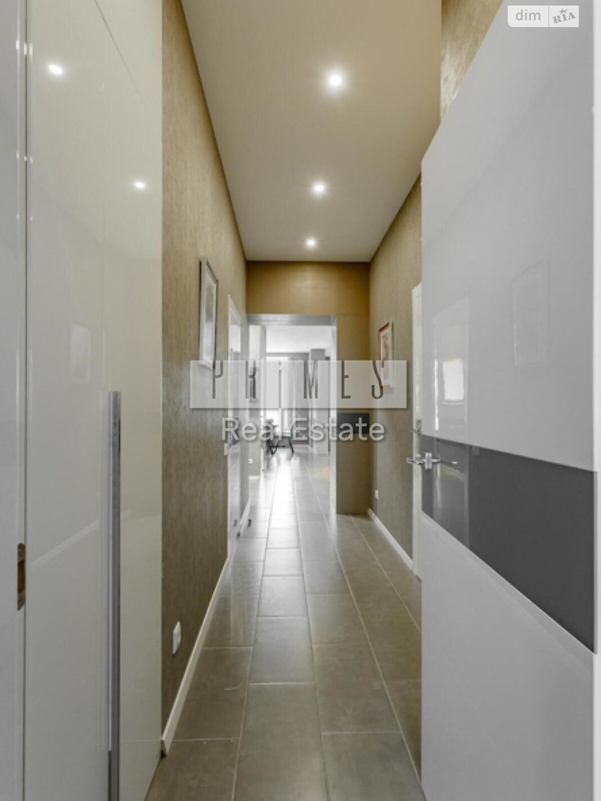 Продаж чотирикімнатної квартири в Києві, на вул. Андрія Верхогляда 12, район Чорна Гора фото 1 Продаж чотирикімнатної квартири в Києві, на вул. Андрія Верхогляда 12, район Чорна Гора фото 1