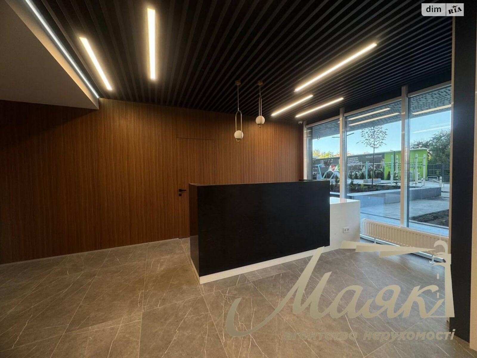 Продаж однокімнатної квартири в Києві, на вул. Андрія Верхогляда 30, район Печерський фото 1