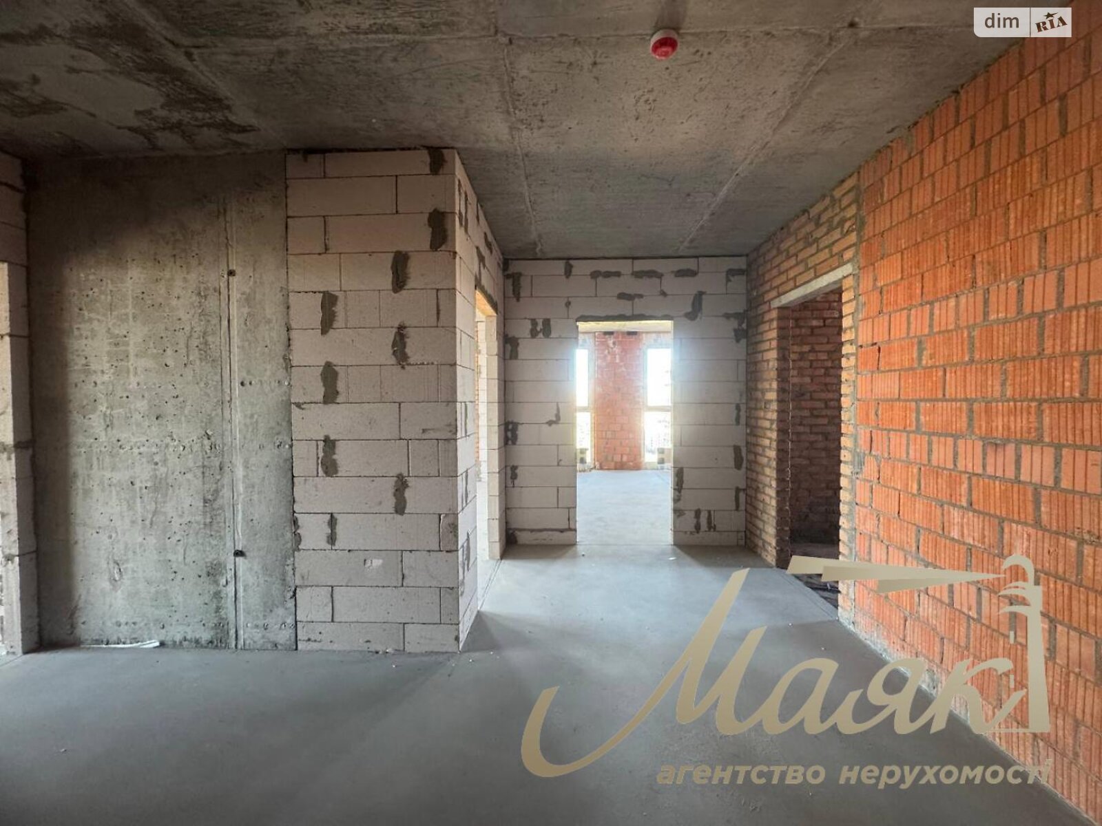 Продажа трехкомнатной квартиры в Киеве, на ул. Андрея Верхогляда 30, район Печерский фото 1 Продажа трехкомнатной квартиры в Киеве, на ул. Андрея Верхогляда 30, район Печерский фото 1