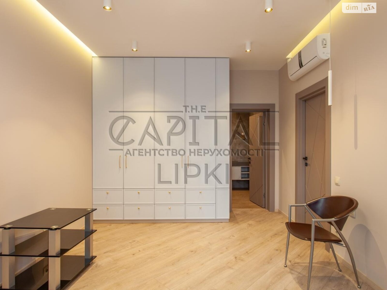 Продажа трехкомнатной квартиры в Киеве, на ул. Андрея Верхогляда 20, район Черная Гора фото 1