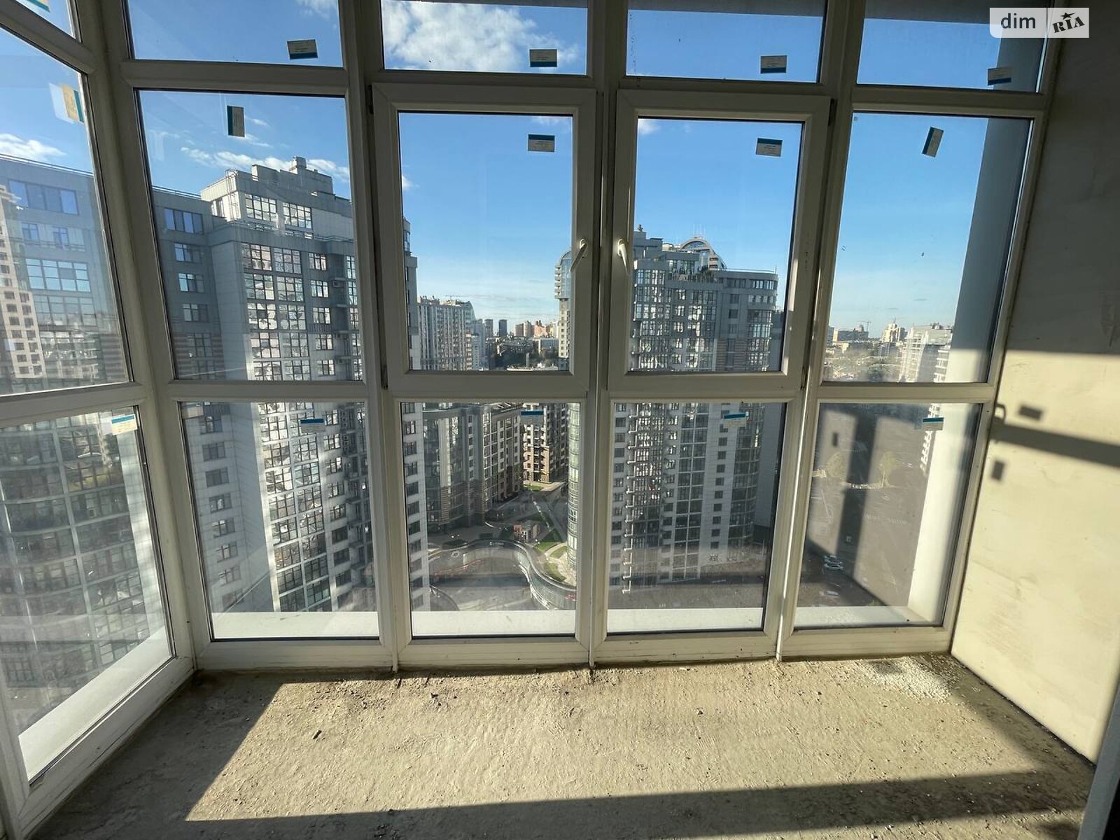 Продажа трехкомнатной квартиры в Киеве, на ул. Андрея Верхогляда 11, район Черная Гора фото 1 Продажа трехкомнатной квартиры в Киеве, на ул. Андрея Верхогляда 11, район Черная Гора фото 1