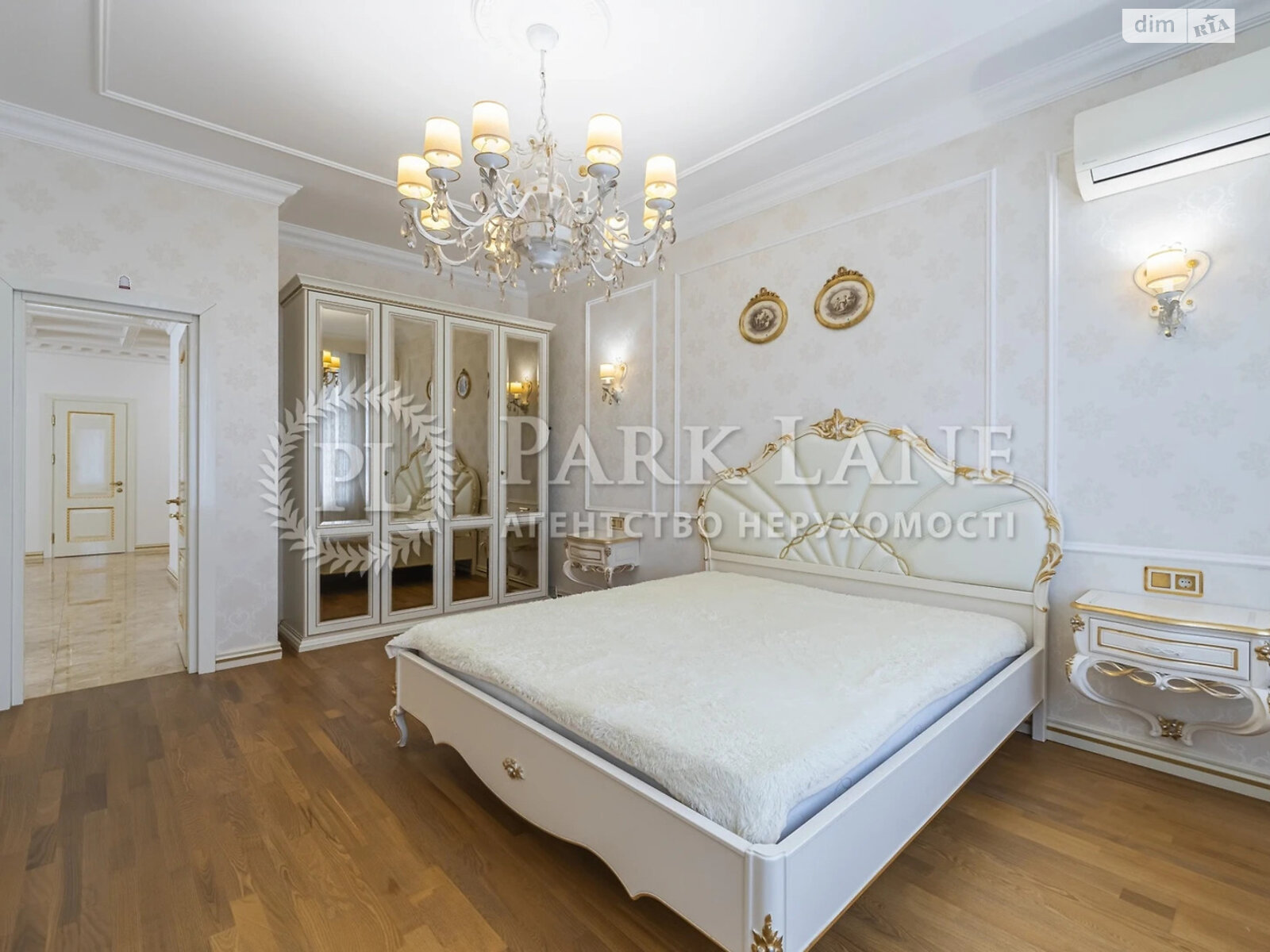 Продаж трикімнатної квартири в Києві, на вул. Андрія Верхогляда 15, район Чорна Гора фото 1