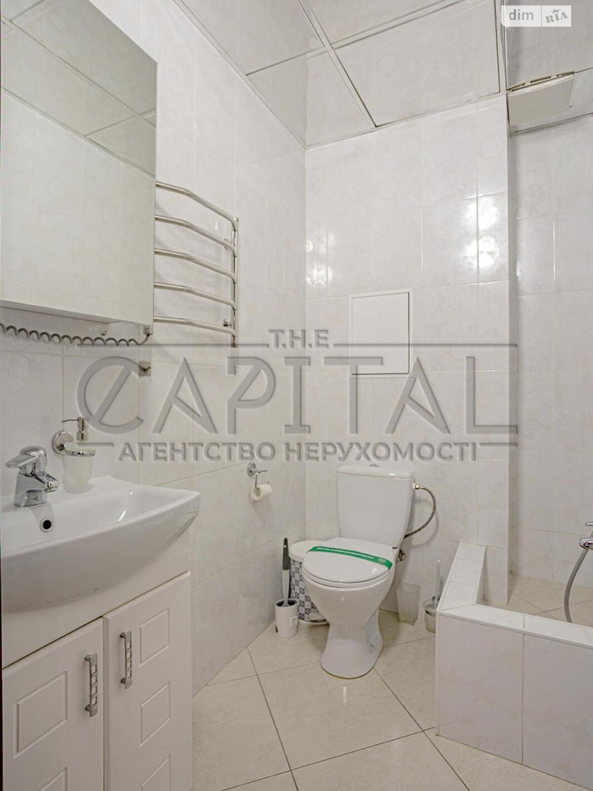 Продаж трикімнатної квартири в Києві, на вул. Андрія Верхогляда 3, район Чорна Гора фото 1