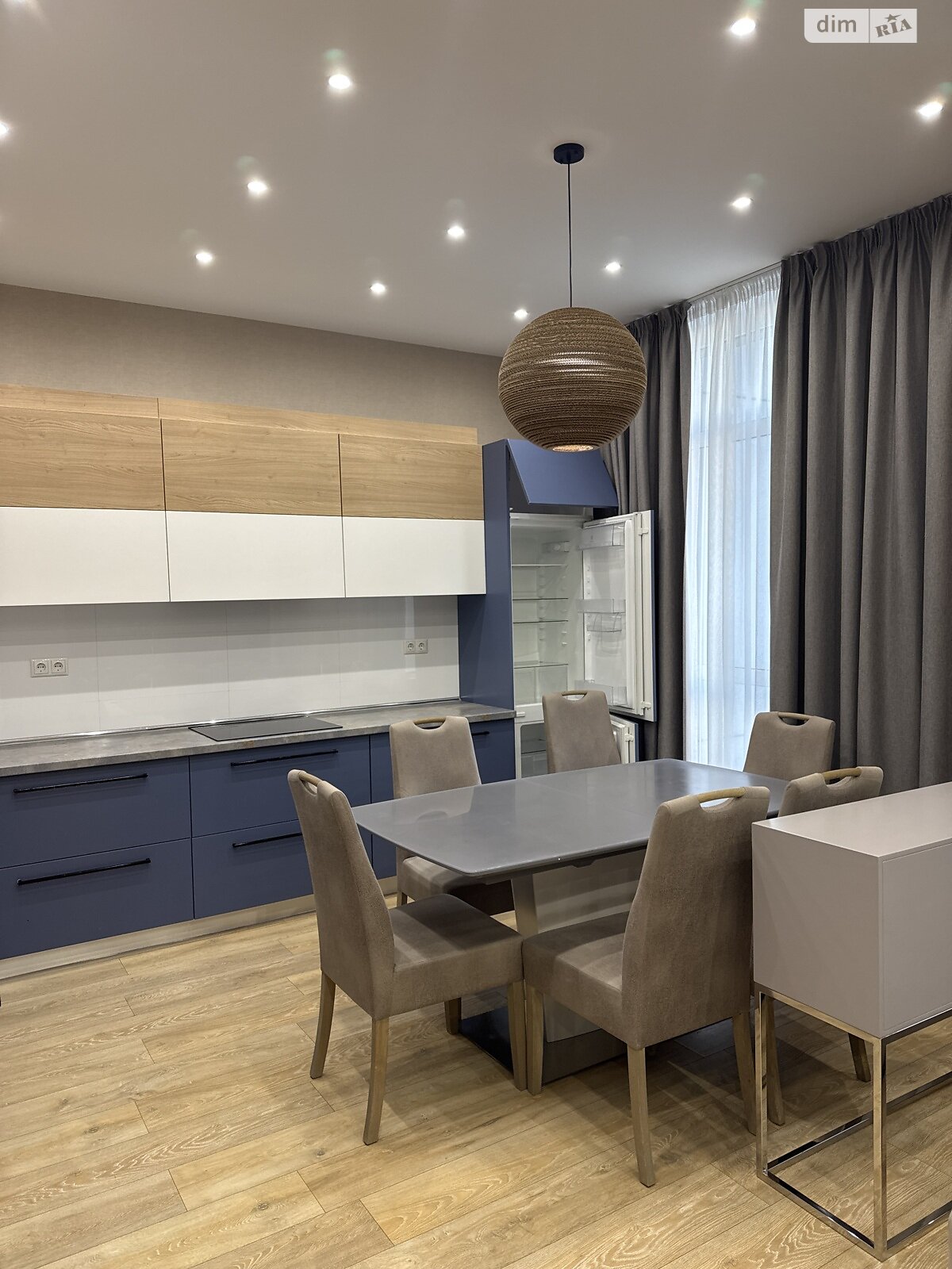 Продаж п`ятикімнатної квартири в Києві, на вул. Андрія Верхогляда 14, район Чорна Гора фото 1 Продаж п`ятикімнатної квартири в Києві, на вул. Андрія Верхогляда 14, район Чорна Гора фото 1