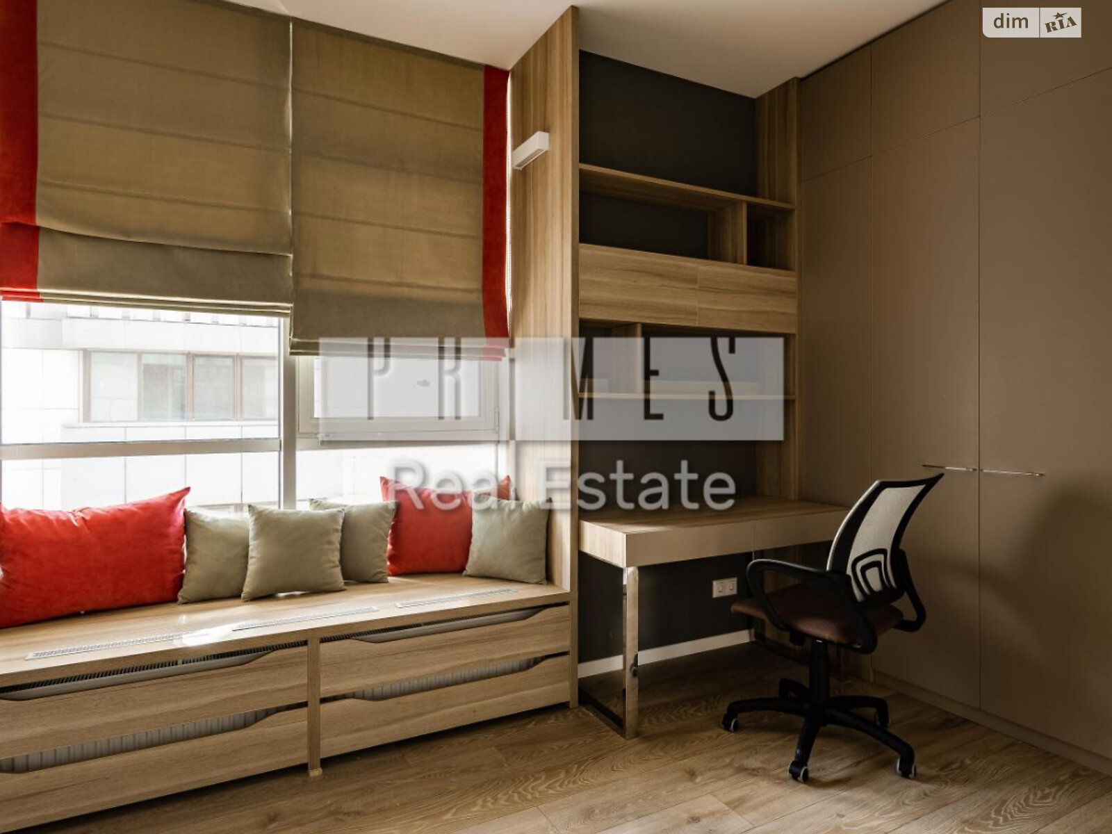 Продаж п`ятикімнатної квартири в Києві, на вул. Андрія Верхогляда 14, район Чорна Гора фото 1 Продаж п`ятикімнатної квартири в Києві, на вул. Андрія Верхогляда 14, район Чорна Гора фото 1