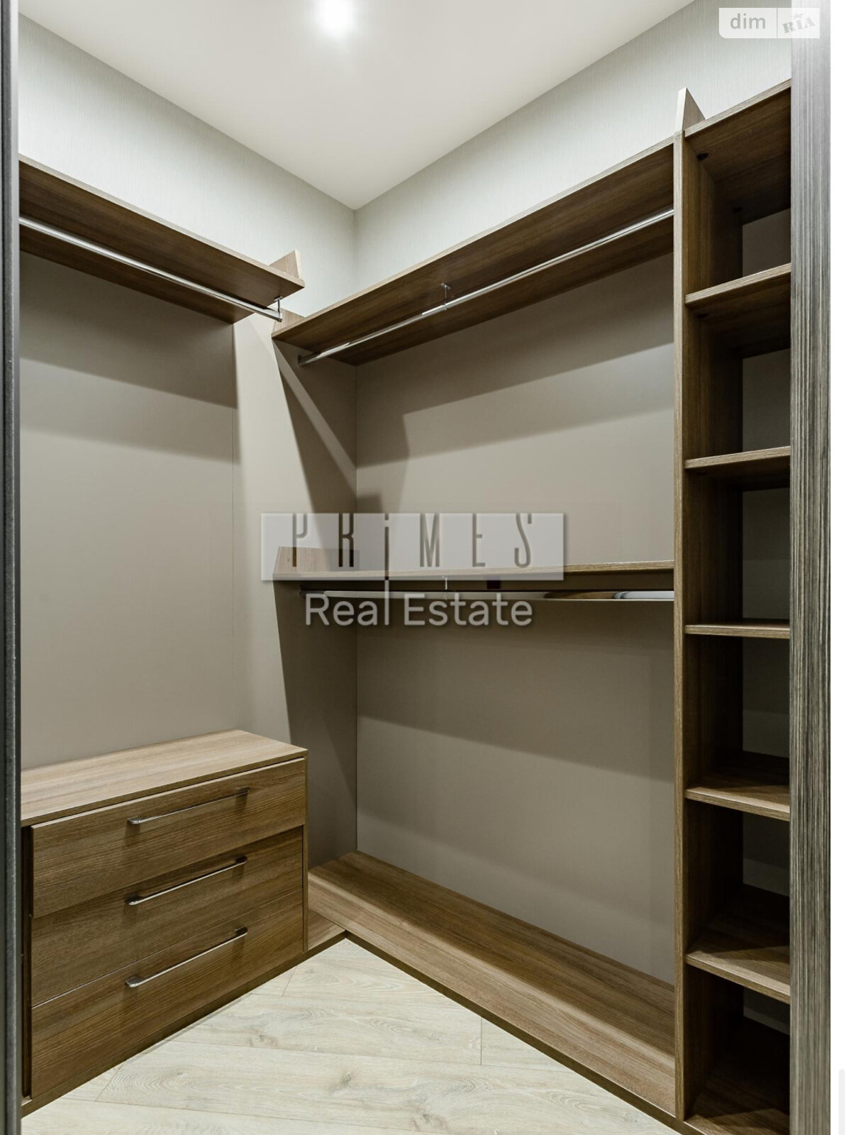 Продаж п`ятикімнатної квартири в Києві, на вул. Андрія Верхогляда 14, район Чорна Гора фото 1 Продаж п`ятикімнатної квартири в Києві, на вул. Андрія Верхогляда 14, район Чорна Гора фото 1