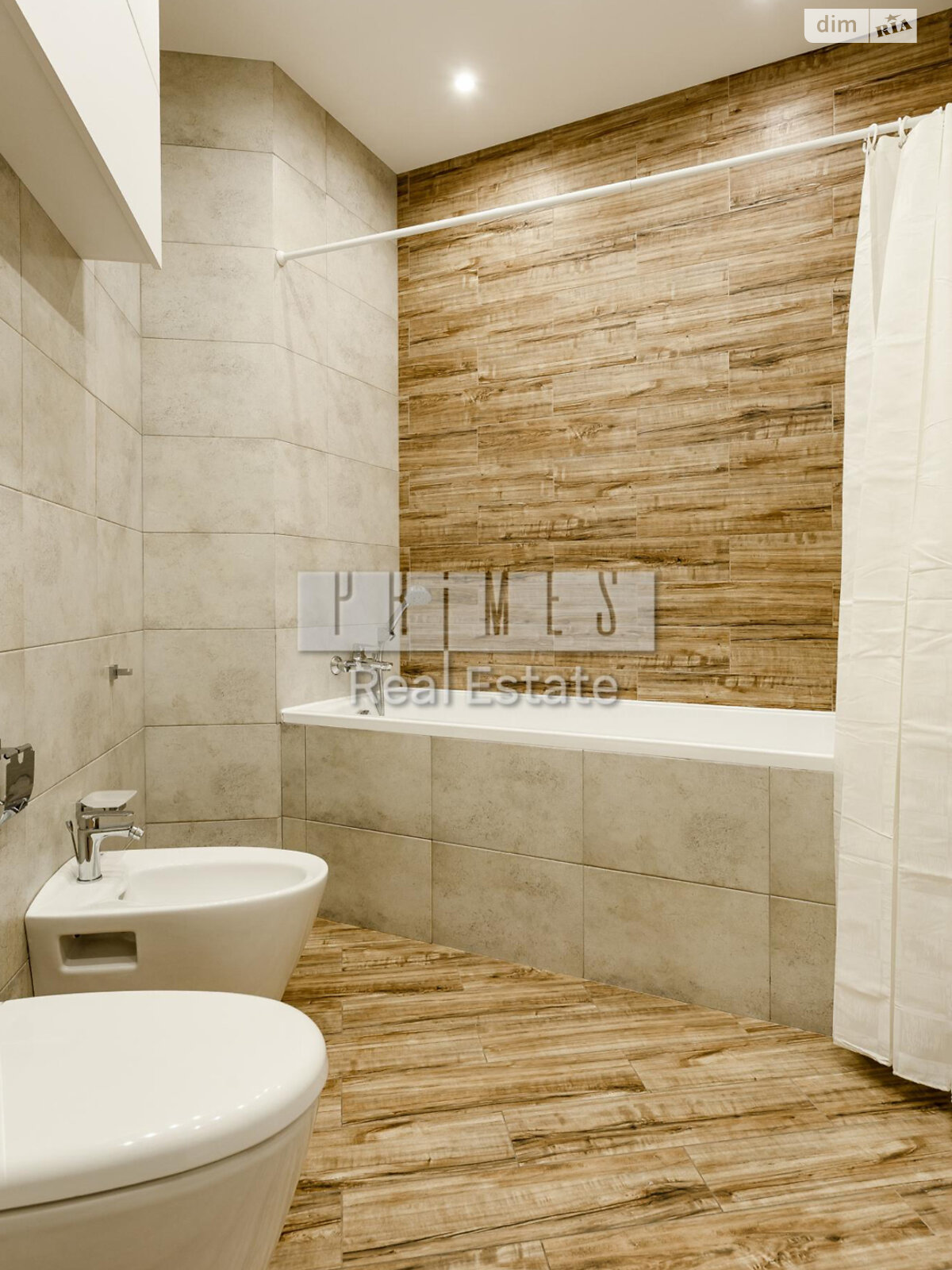 Продаж п`ятикімнатної квартири в Києві, на вул. Андрія Верхогляда 14, район Чорна Гора фото 1 Продаж п`ятикімнатної квартири в Києві, на вул. Андрія Верхогляда 14, район Чорна Гора фото 1