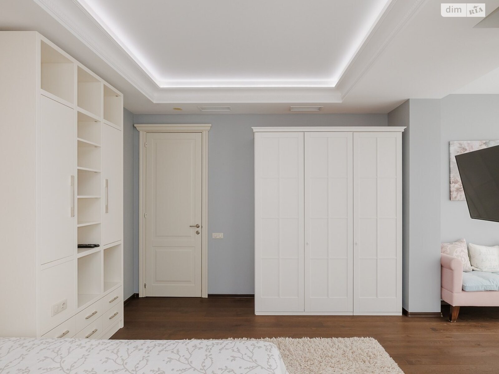 Продаж трикімнатної квартири в Києві, на вул. Андрія Верхогляда 7, район Чорна Гора фото 1