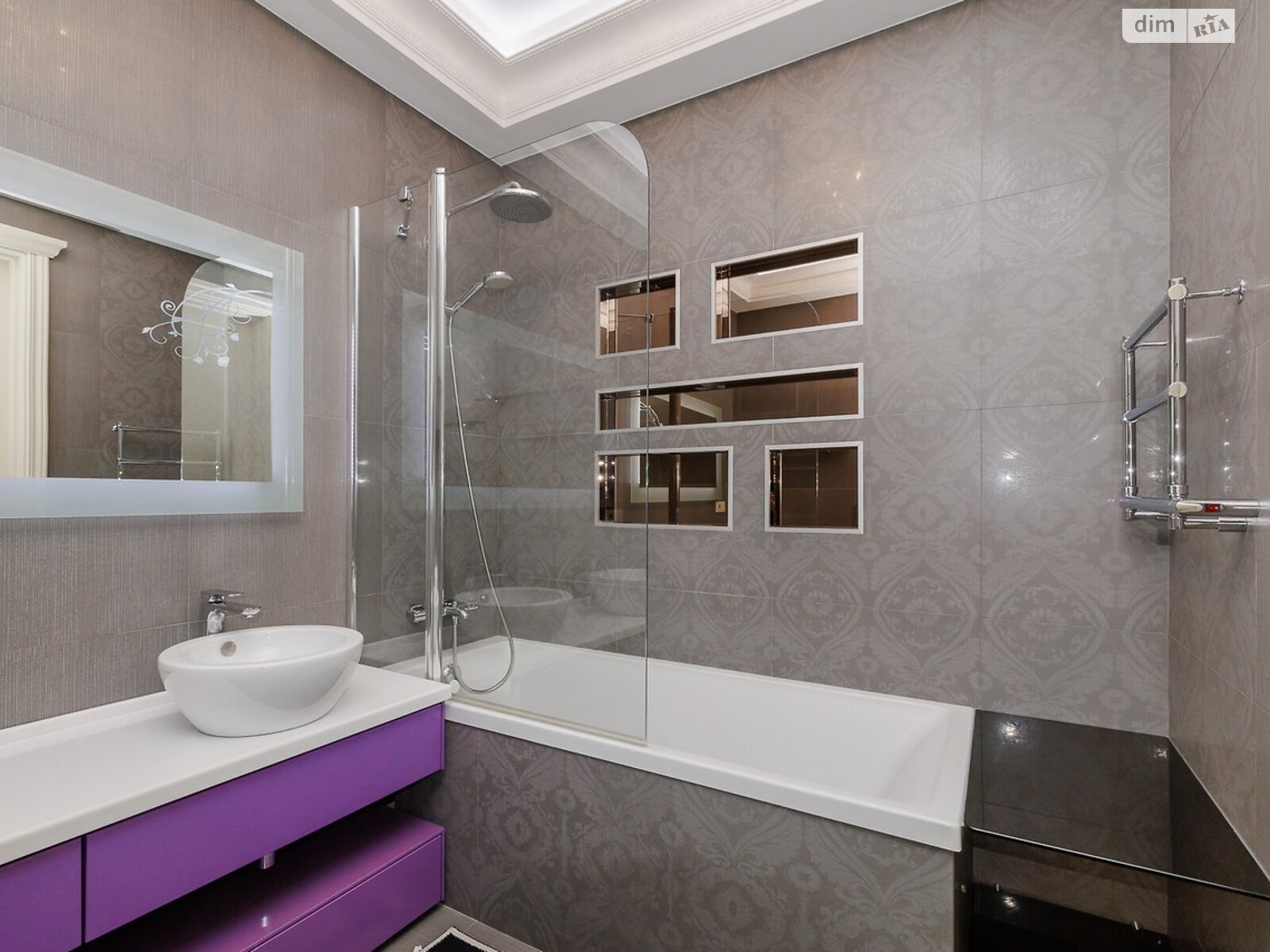 Продаж трикімнатної квартири в Києві, на вул. Андрія Верхогляда 7, район Чорна Гора фото 1