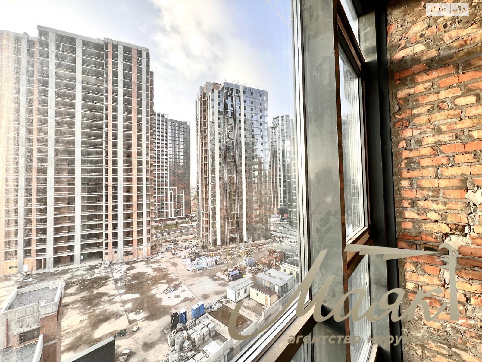 Продажа двухкомнатной квартиры в Киеве, на ул. Андрея Верхогляда 19Б, район Черная Гора фото 1 Продажа двухкомнатной квартиры в Киеве, на ул. Андрея Верхогляда 19Б, район Черная Гора фото 1