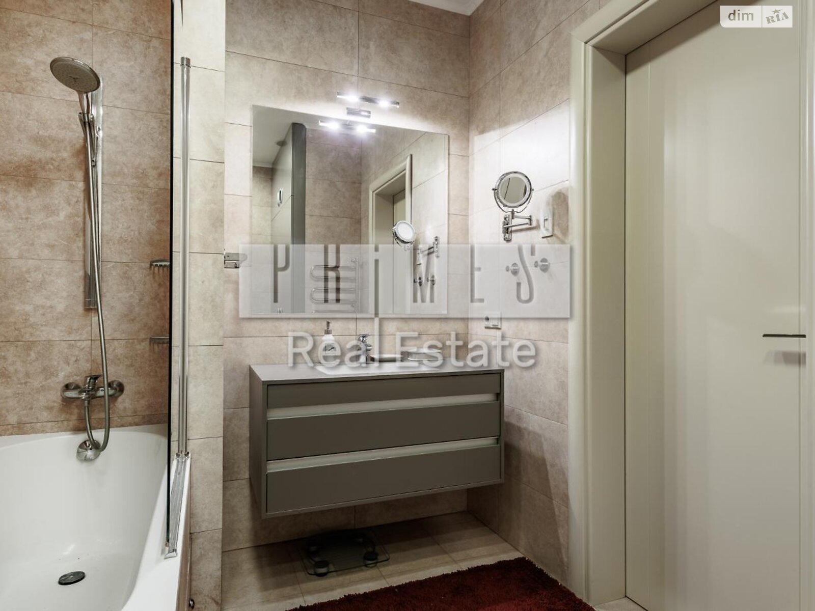 Продажа трехкомнатной квартиры в Киеве, на ул. Андрея Верхогляда 3, район Черная Гора фото 1 Продажа трехкомнатной квартиры в Киеве, на ул. Андрея Верхогляда 3, район Черная Гора фото 1