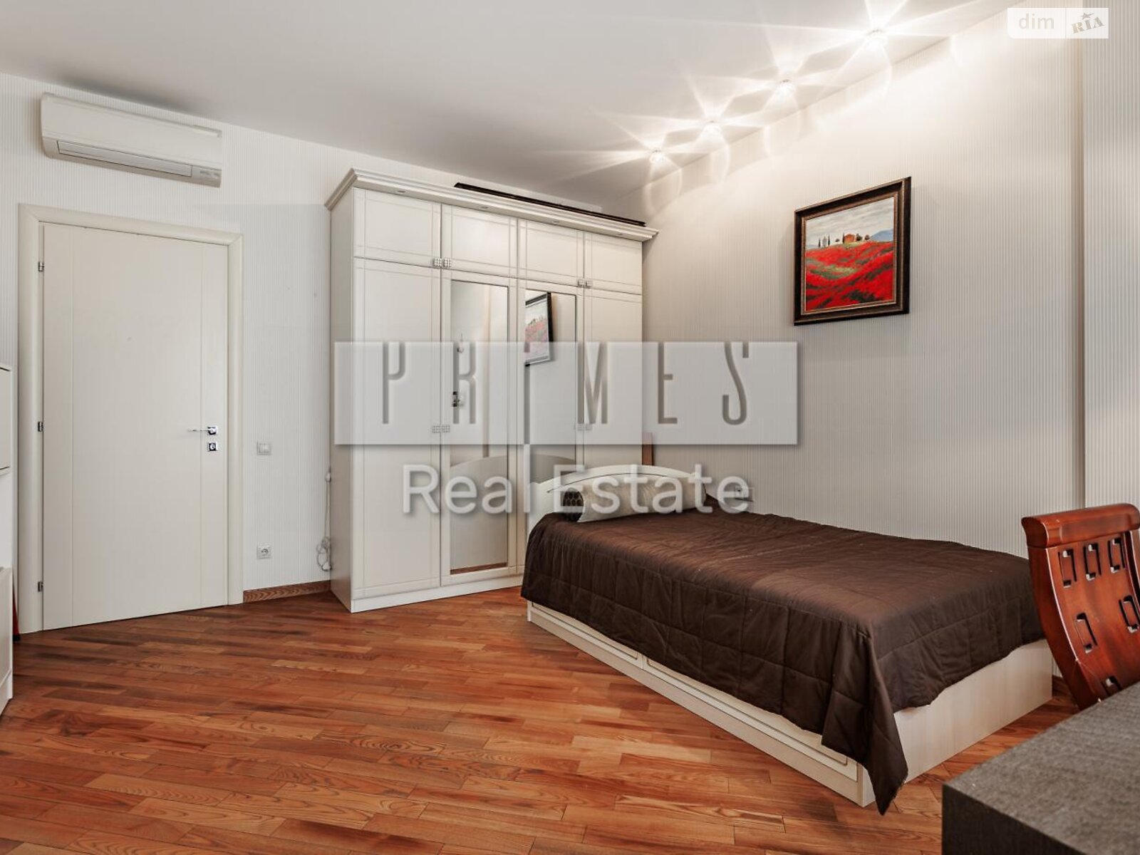 Продажа трехкомнатной квартиры в Киеве, на ул. Андрея Верхогляда 3, район Черная Гора фото 1 Продажа трехкомнатной квартиры в Киеве, на ул. Андрея Верхогляда 3, район Черная Гора фото 1