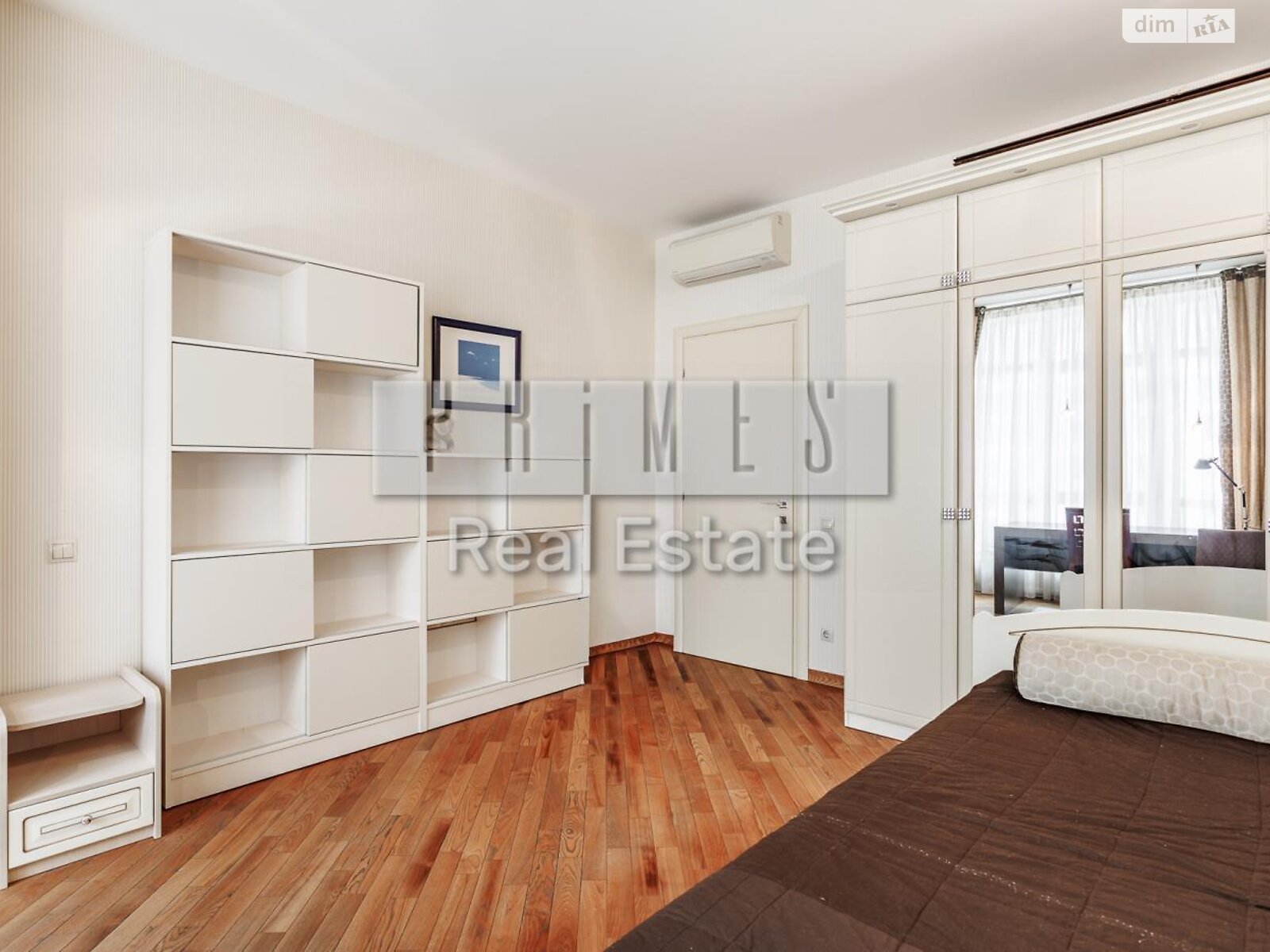 Продажа трехкомнатной квартиры в Киеве, на ул. Андрея Верхогляда 3, район Черная Гора фото 1 Продажа трехкомнатной квартиры в Киеве, на ул. Андрея Верхогляда 3, район Черная Гора фото 1