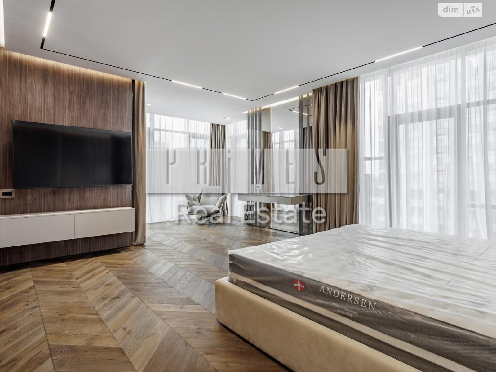 Продажа четырехкомнатной квартиры в Киеве, на ул. Андрея Верхогляда 17В, район Черная Гора фото 1 Продажа четырехкомнатной квартиры в Киеве, на ул. Андрея Верхогляда 17В, район Черная Гора фото 1